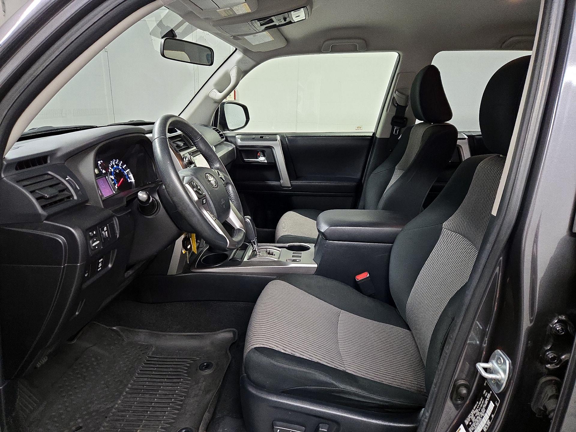 Thumbnail: 2019 Toyota 4Runner - 11