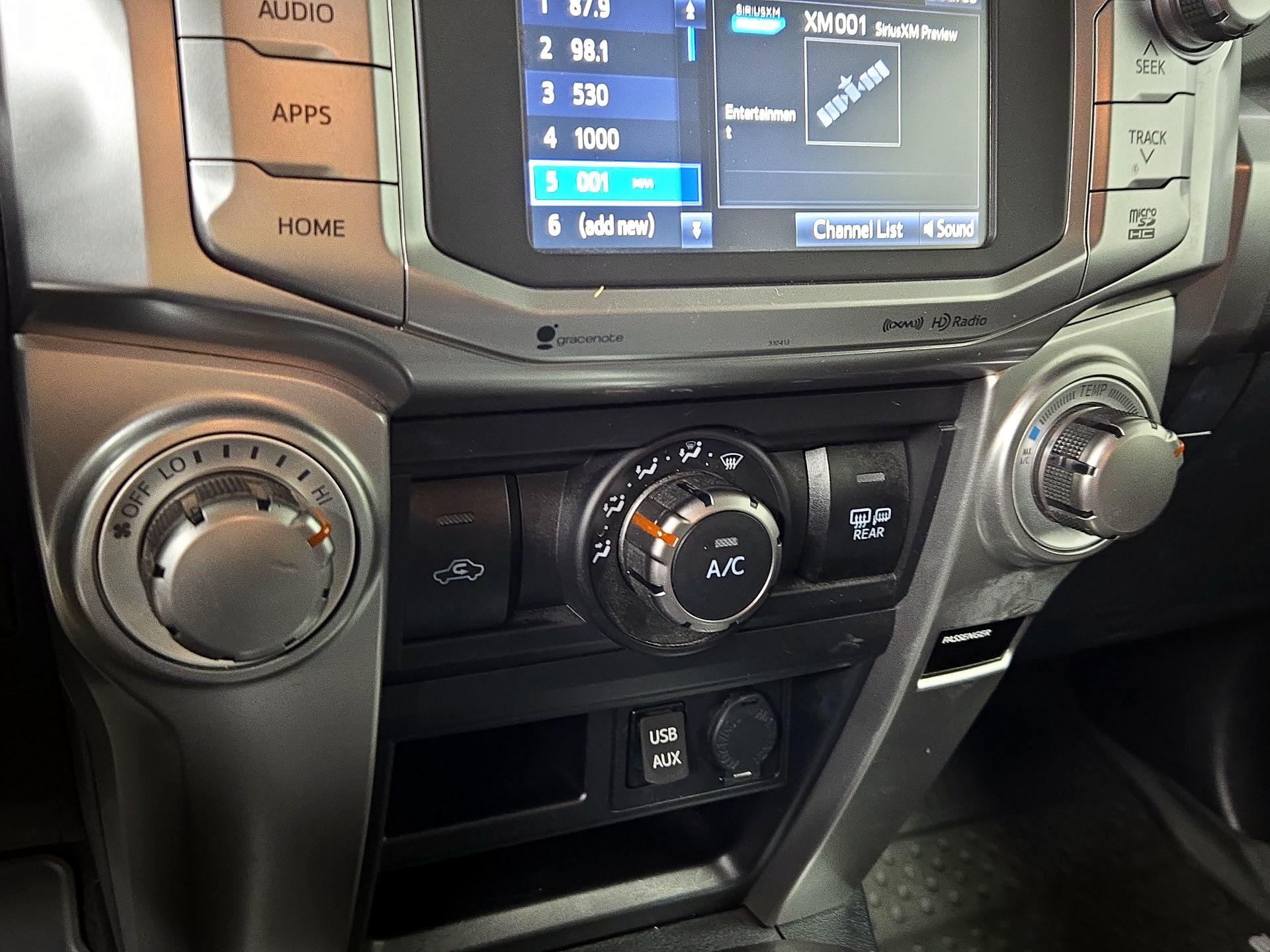 Thumbnail: 2019 Toyota 4Runner - 17