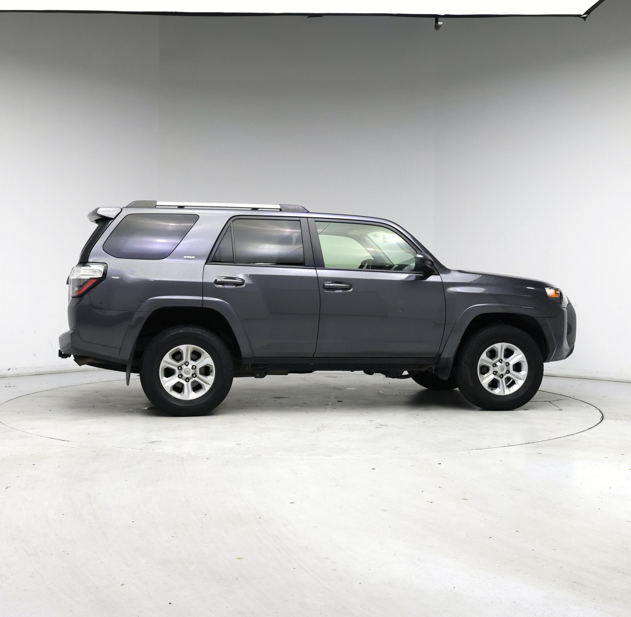 Thumbnail: 2019 Toyota 4Runner - 7