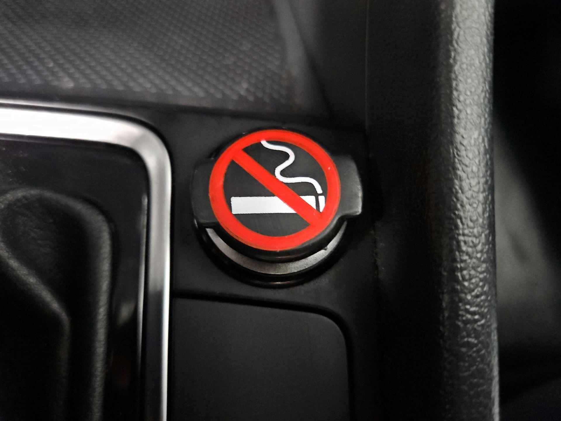 Thumbnail: 2019 Volkswagen Jetta - 18