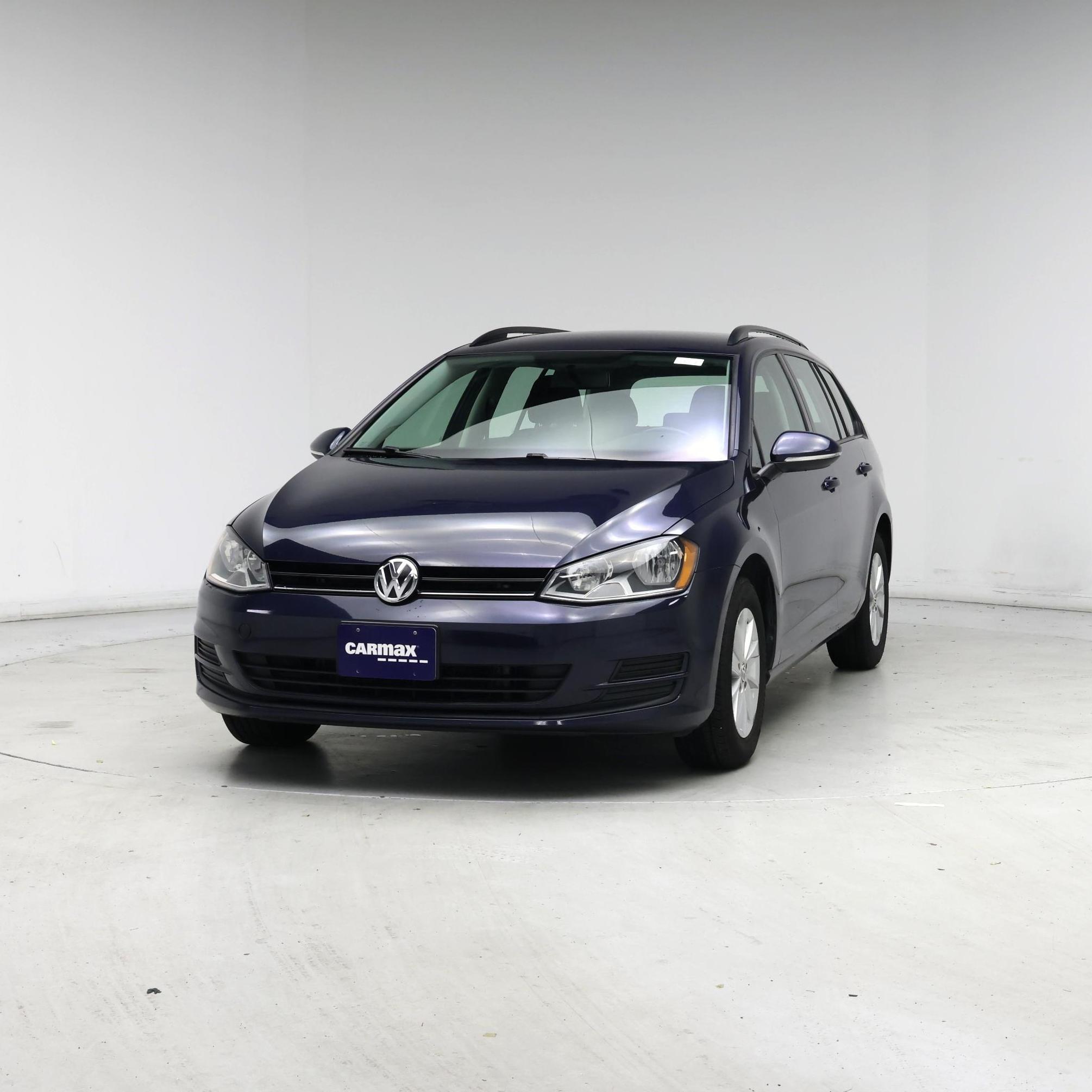 Thumbnail: 2016 Volkswagen Golf - 4