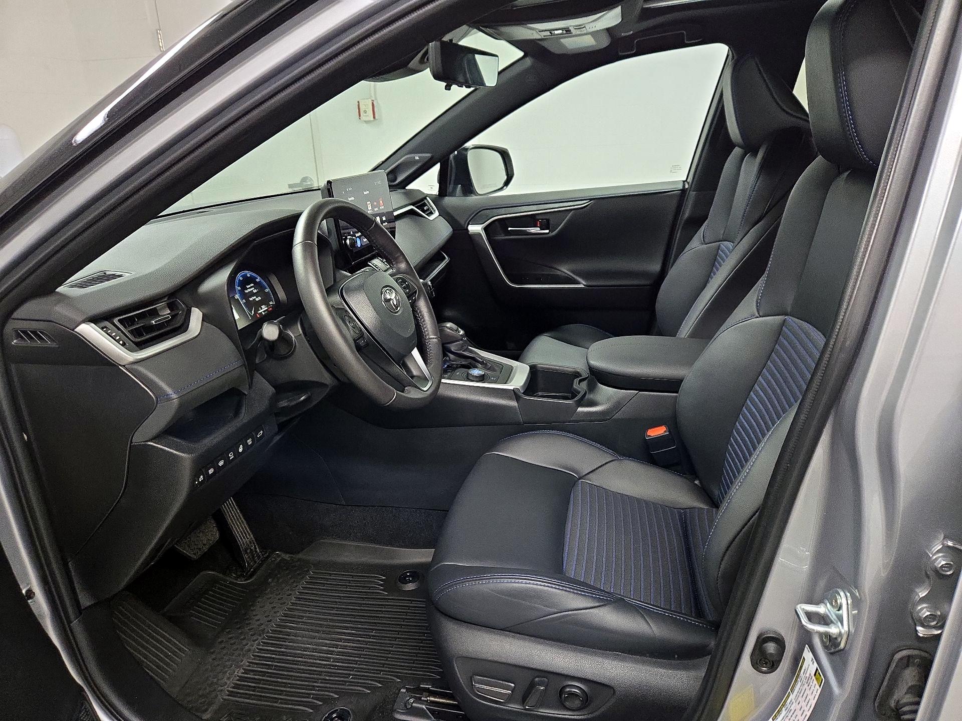 Thumbnail: 2024 Toyota RAV4 - 11