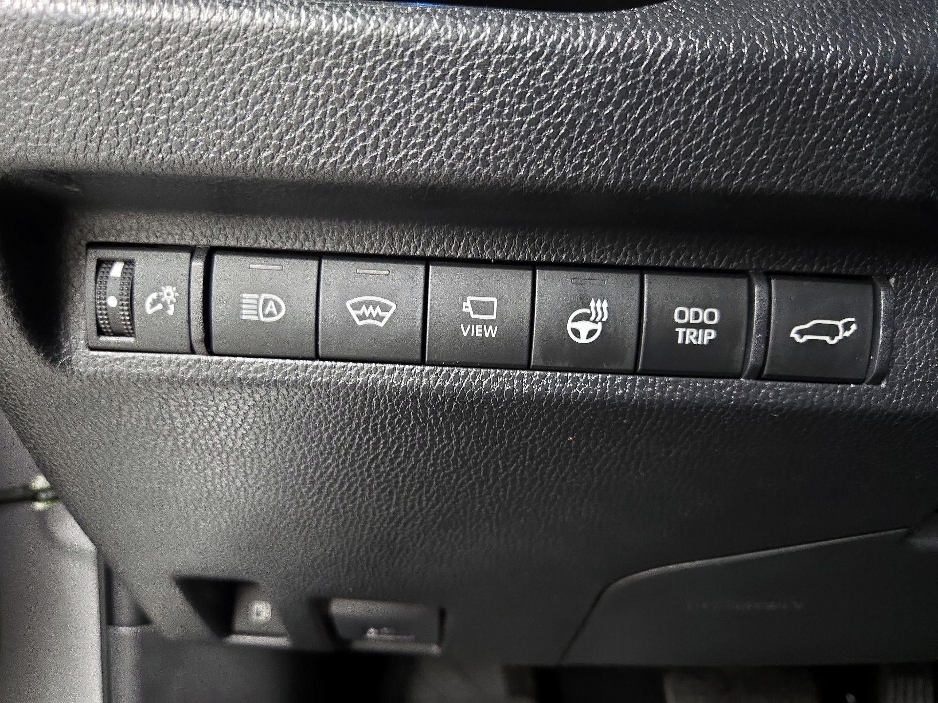 Thumbnail: 2024 Toyota RAV4 - 13