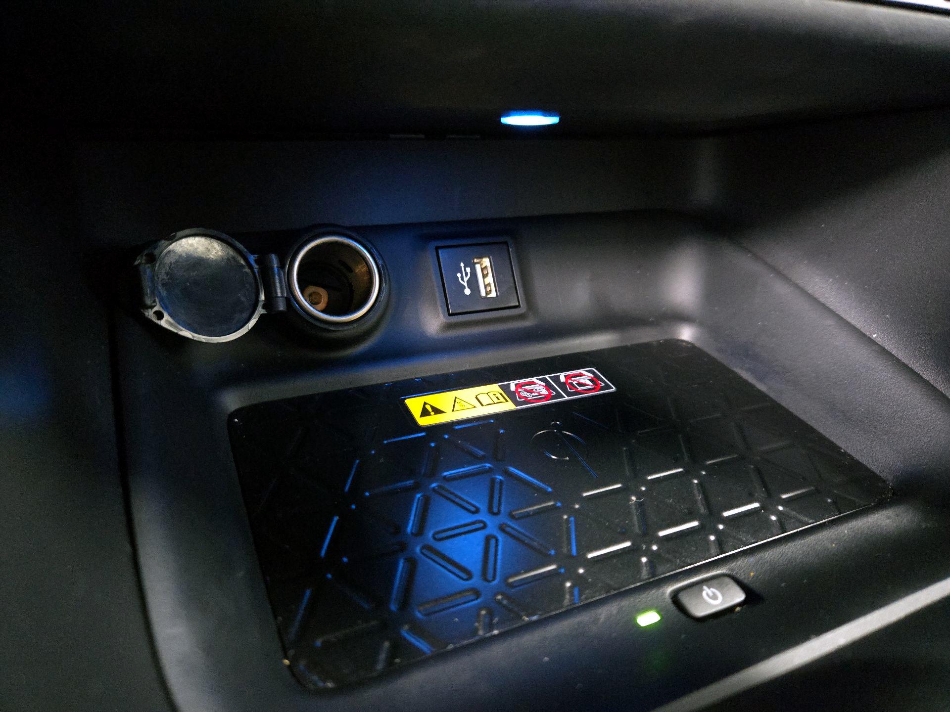 Thumbnail: 2024 Toyota RAV4 - 18