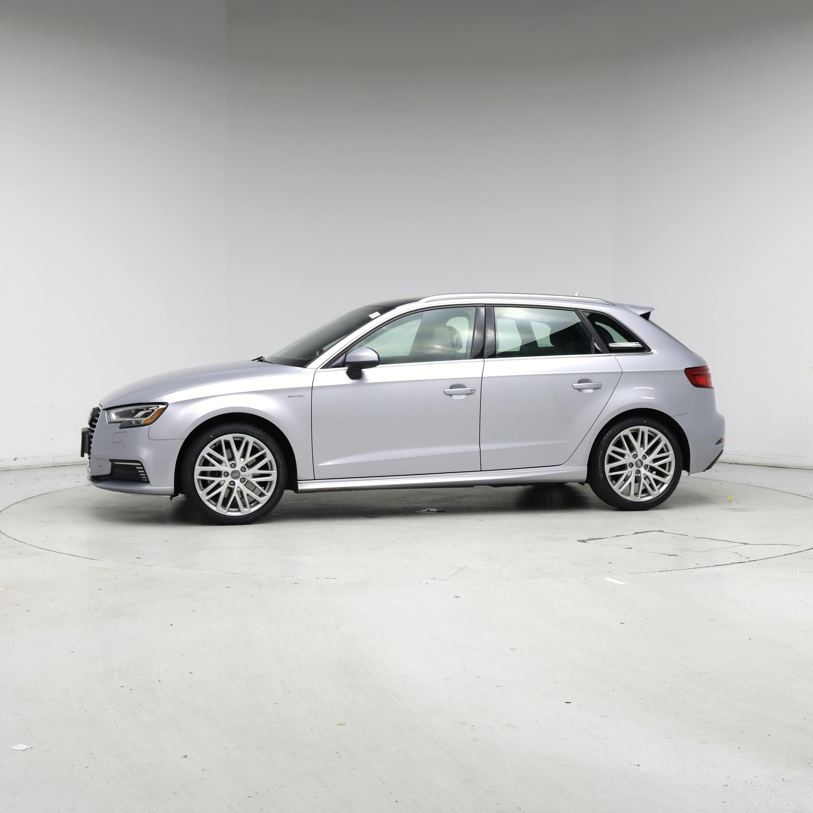 Thumbnail: 2018 Audi A3 - 3