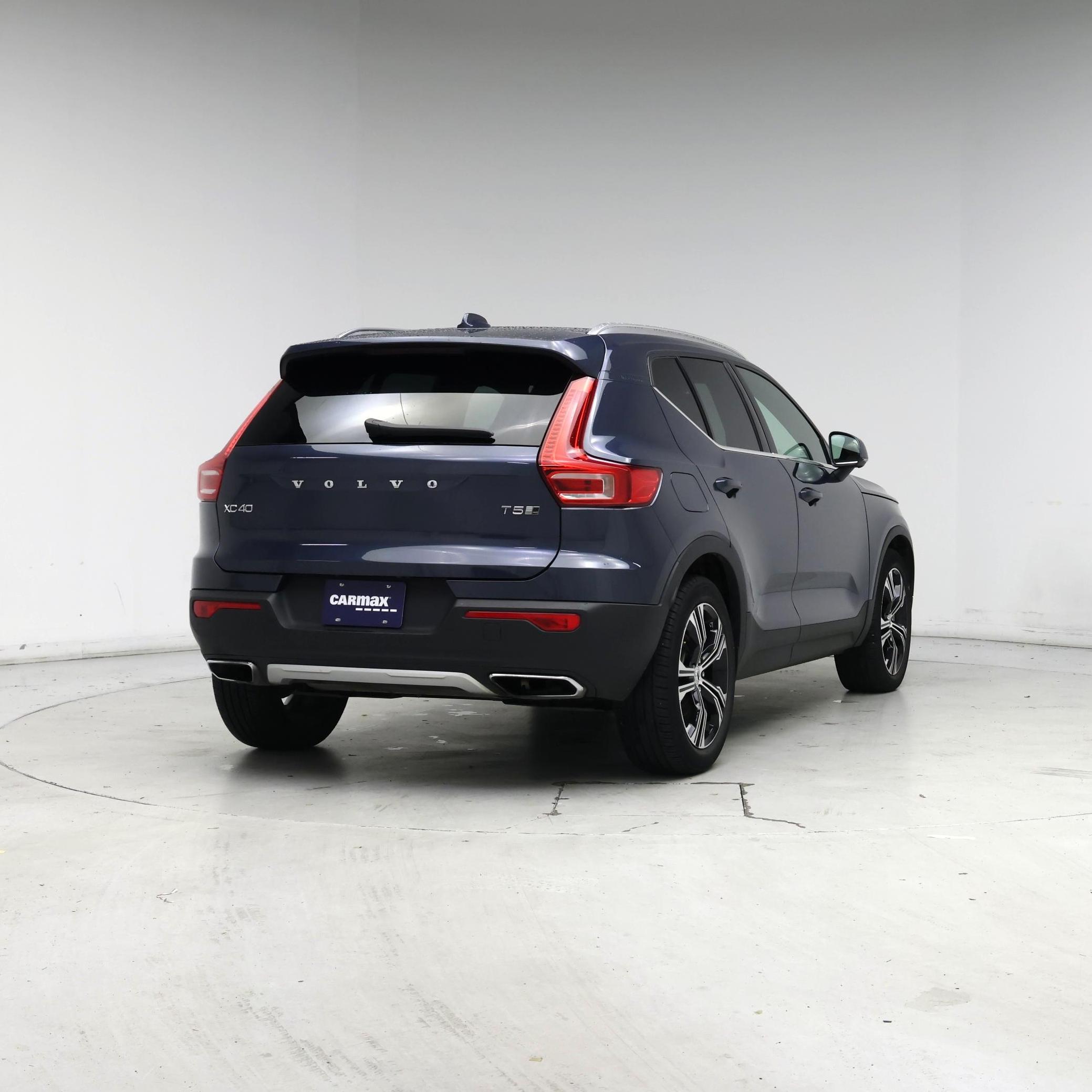Thumbnail: 2020 Volvo XC40 - 8