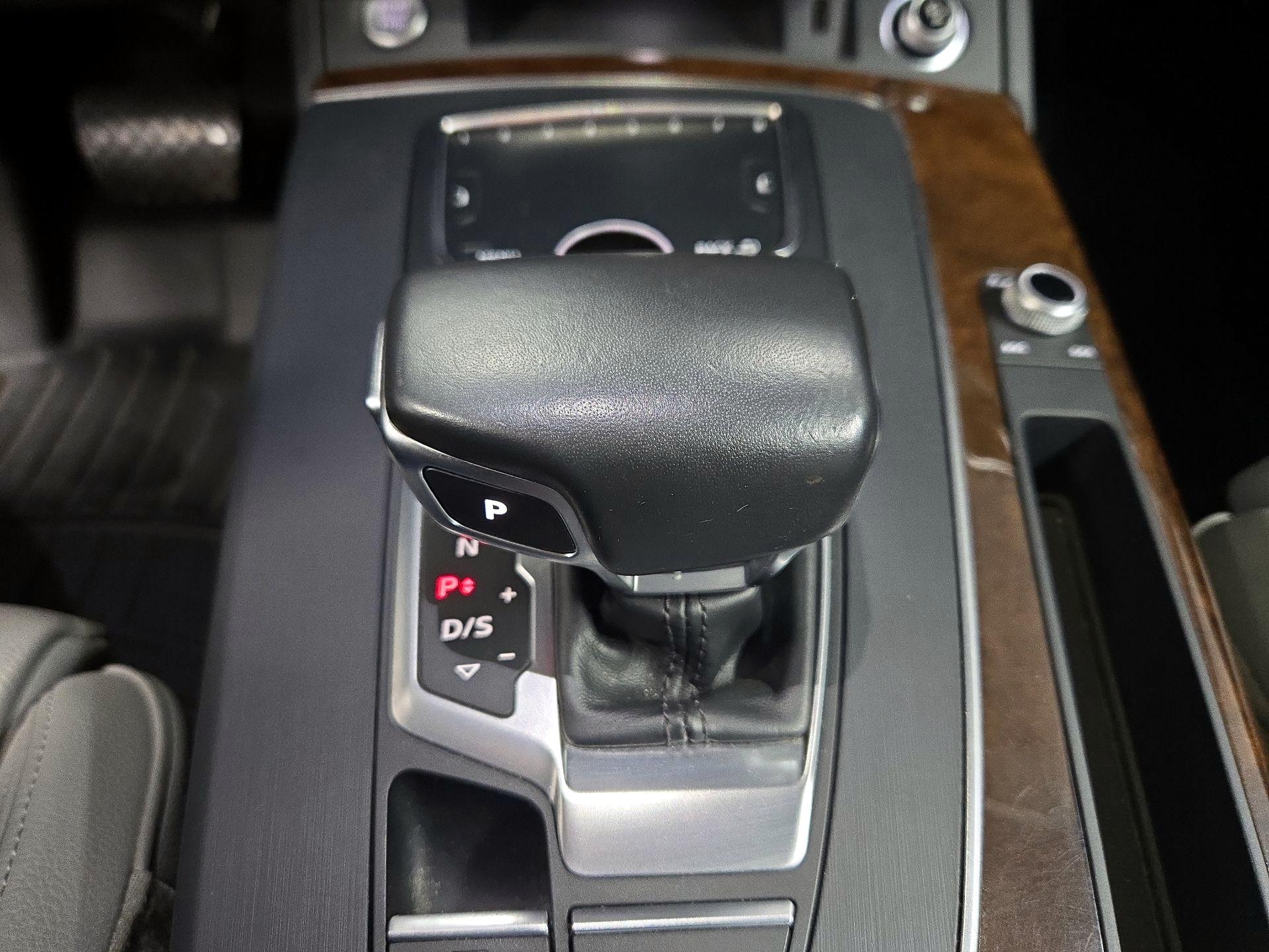 Thumbnail: 2018 Audi Q5 - 18