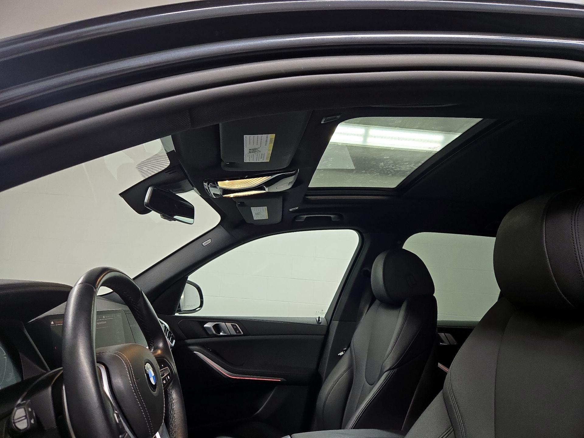 Thumbnail: 2022 BMW X5 - 20