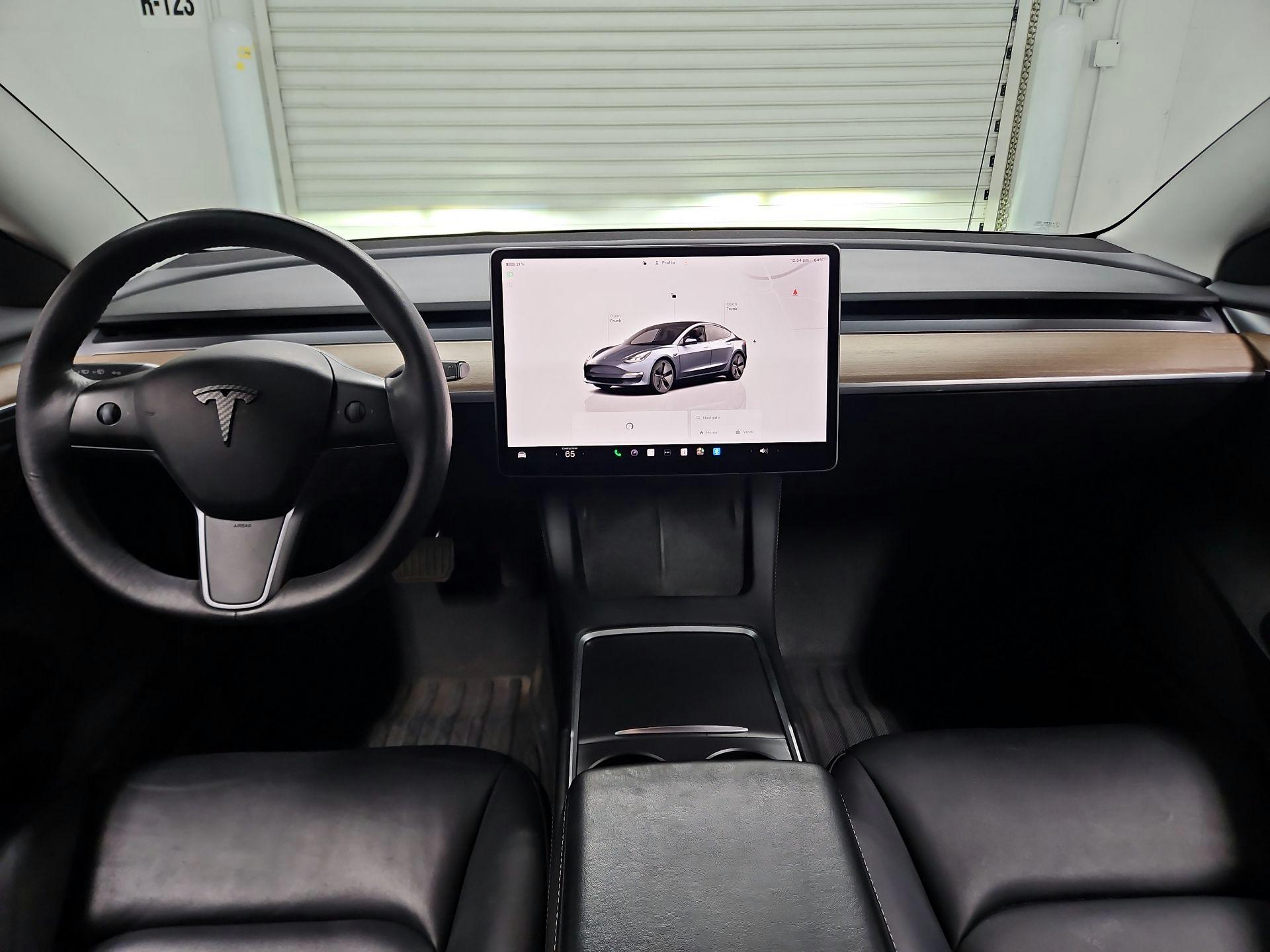 Thumbnail: 2022 Tesla Model 3 - 9