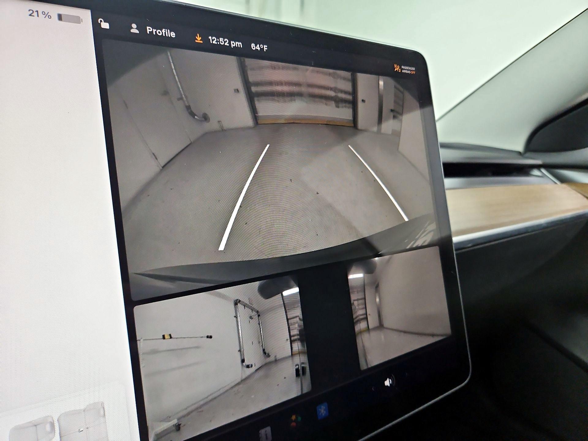 Thumbnail: 2022 Tesla Model 3 - 14