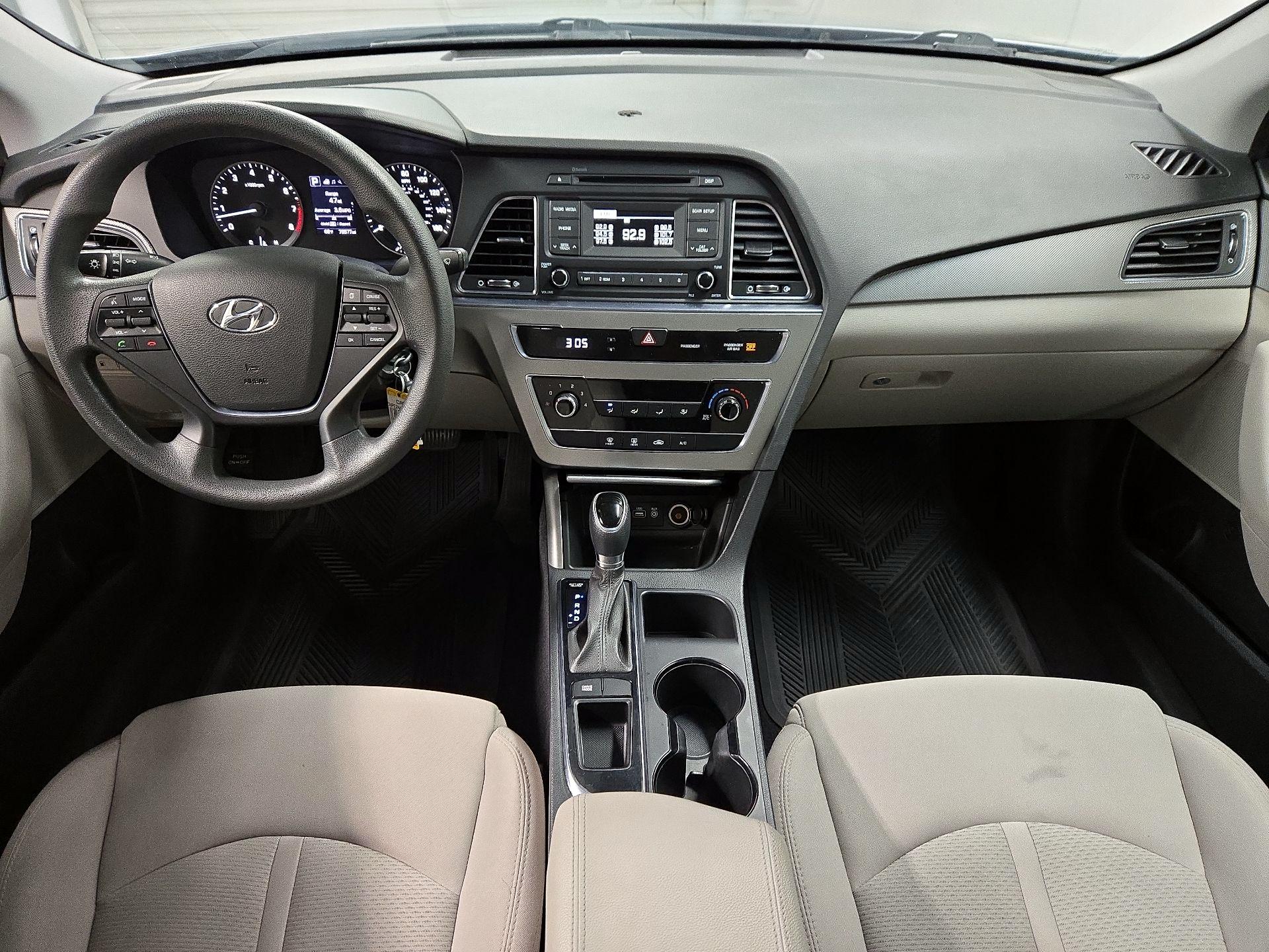 Thumbnail: 2017 Hyundai Sonata - 9