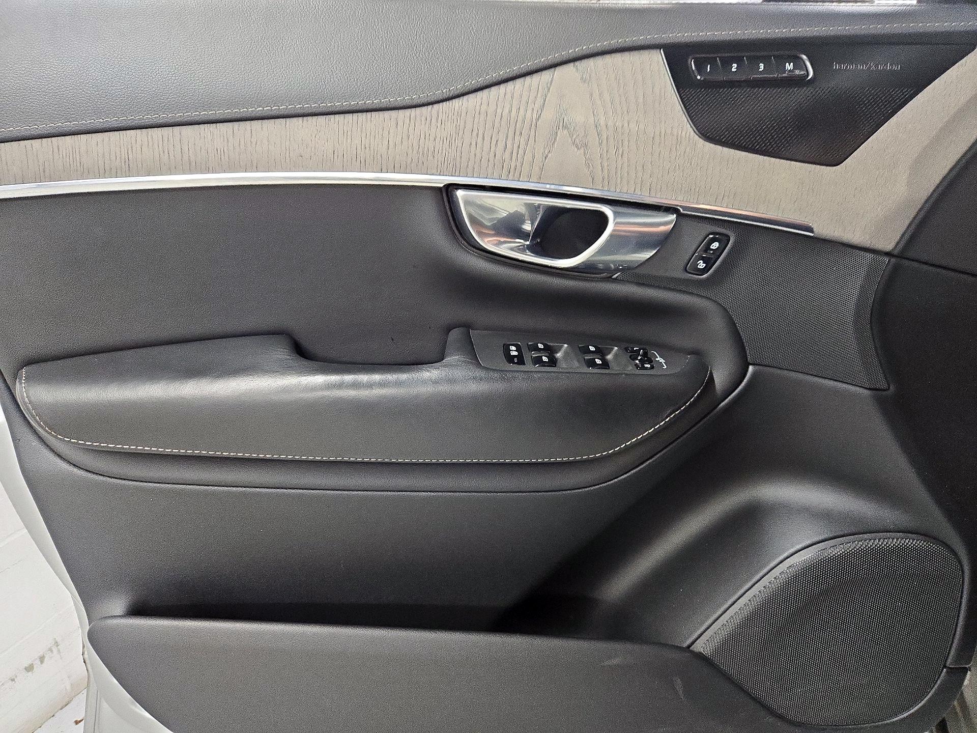 Thumbnail: 2020 Volvo XC90 - 12