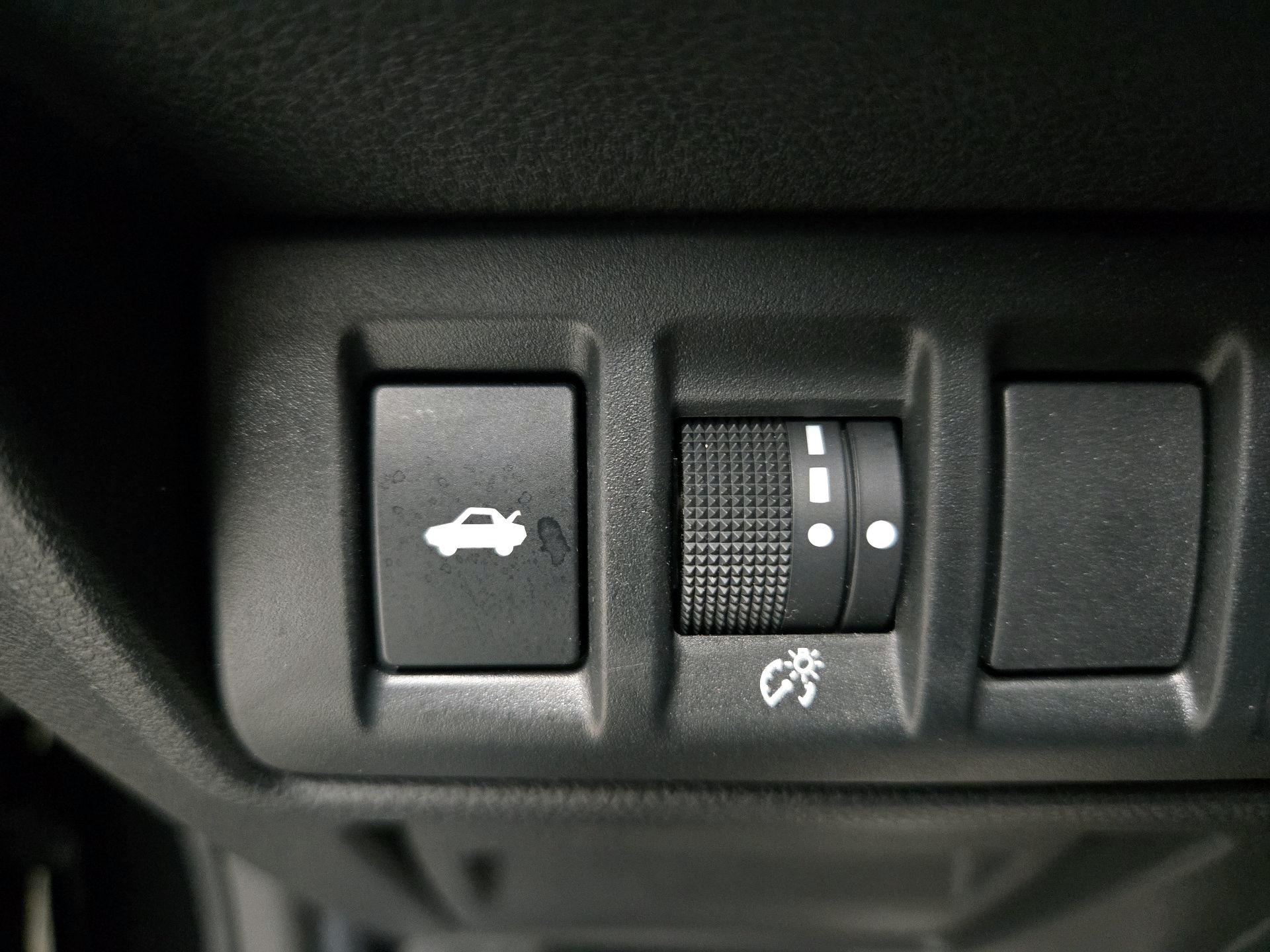 Thumbnail: 2023 Subaru Legacy - 13