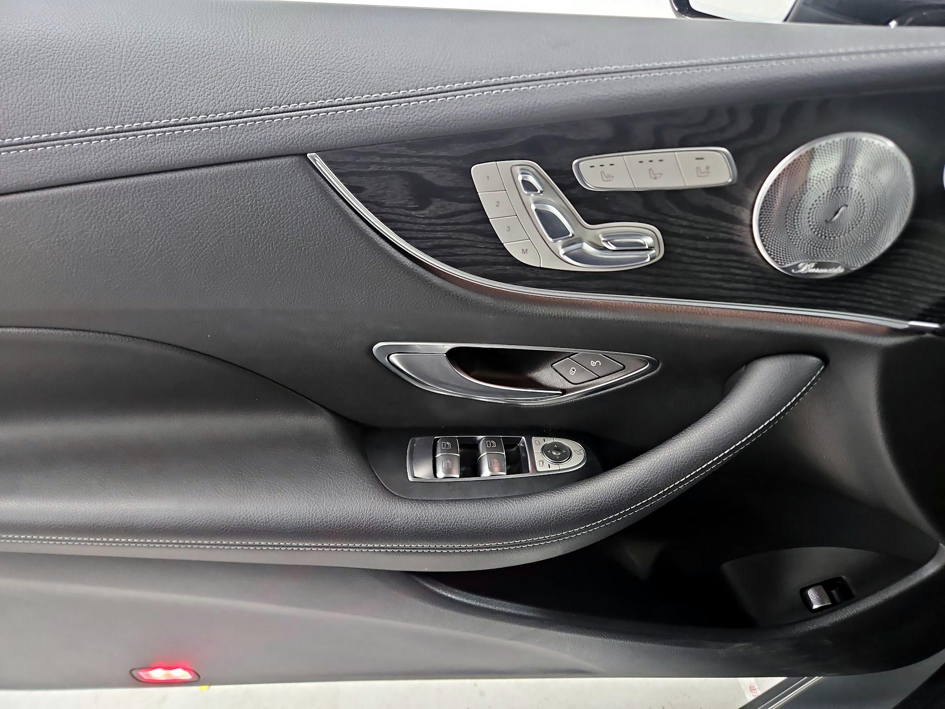 Thumbnail: 2018 Mercedes-Benz E-Class - 12