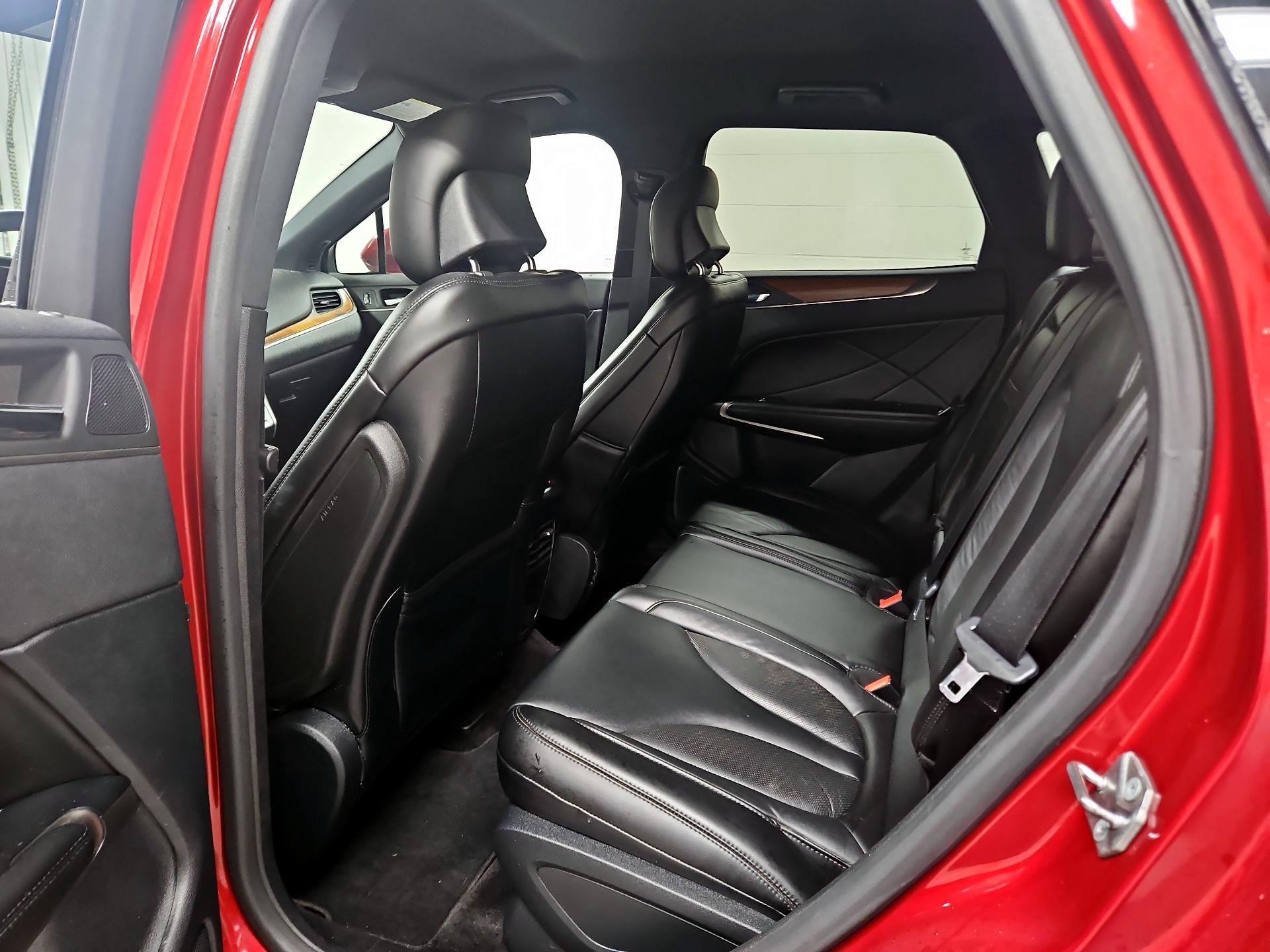 Thumbnail: 2017 Lincoln MKC - 20