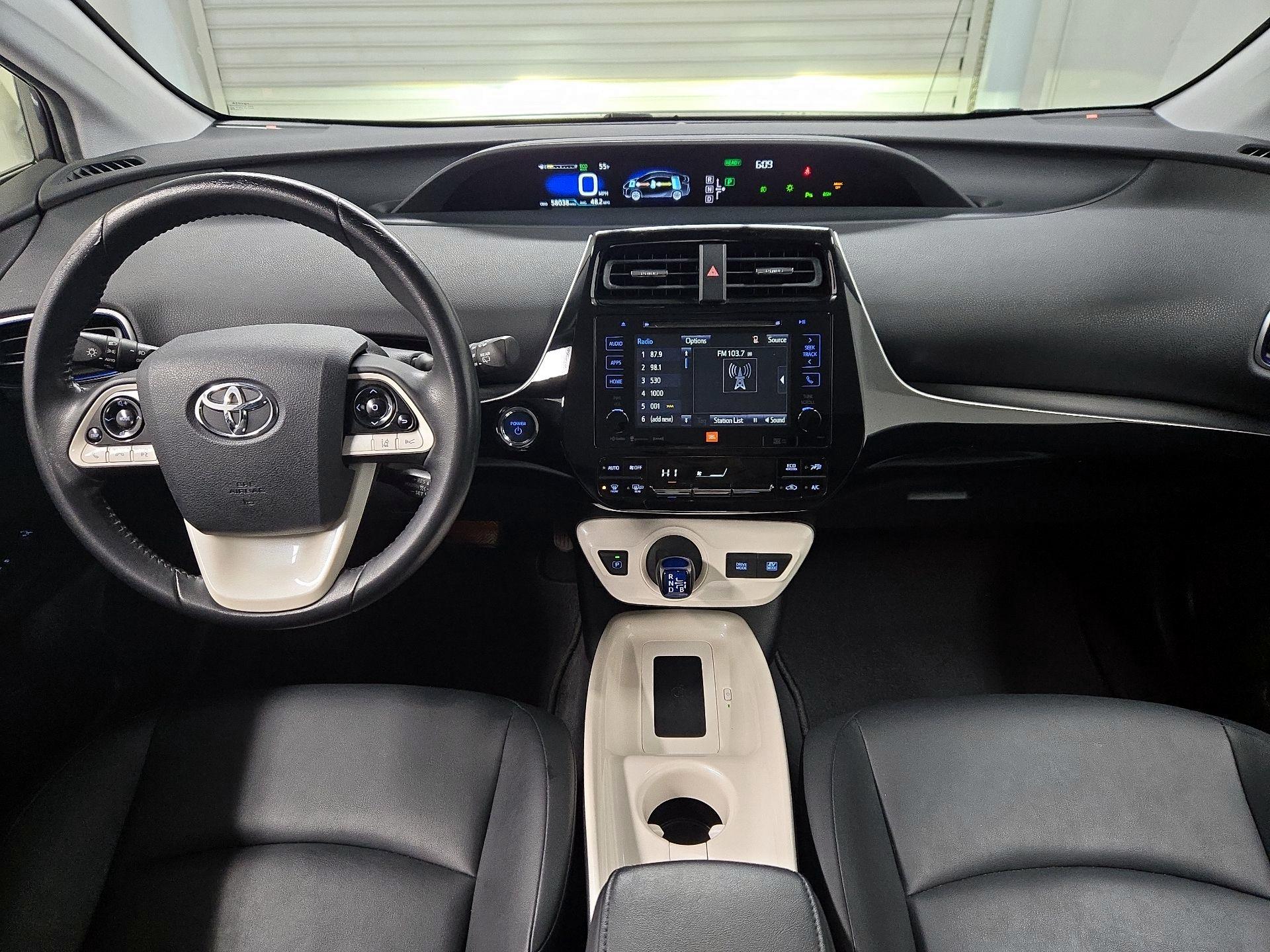 Thumbnail: 2016 Toyota Prius - 9