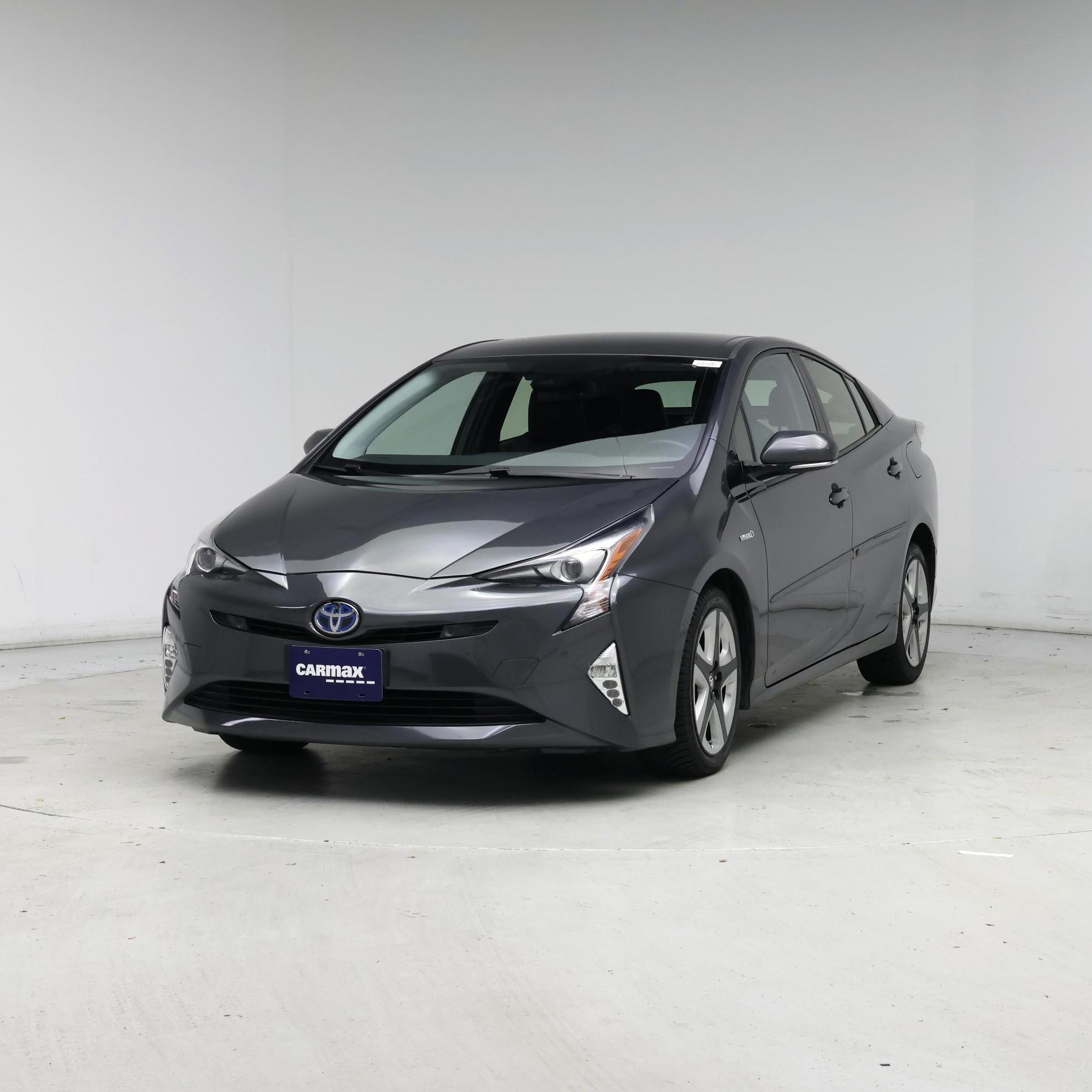 Thumbnail: 2016 Toyota Prius - 4