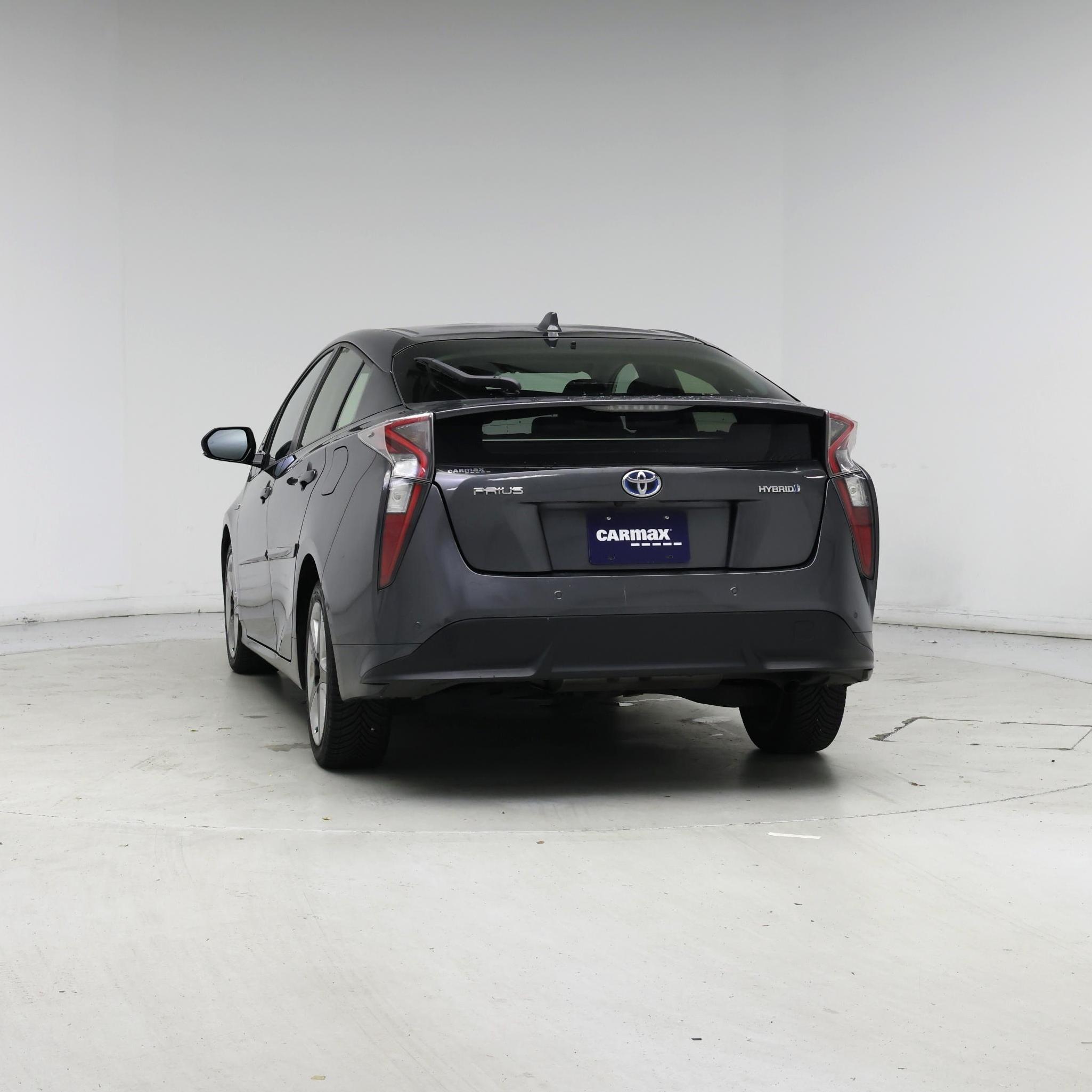 Thumbnail: 2016 Toyota Prius - 6