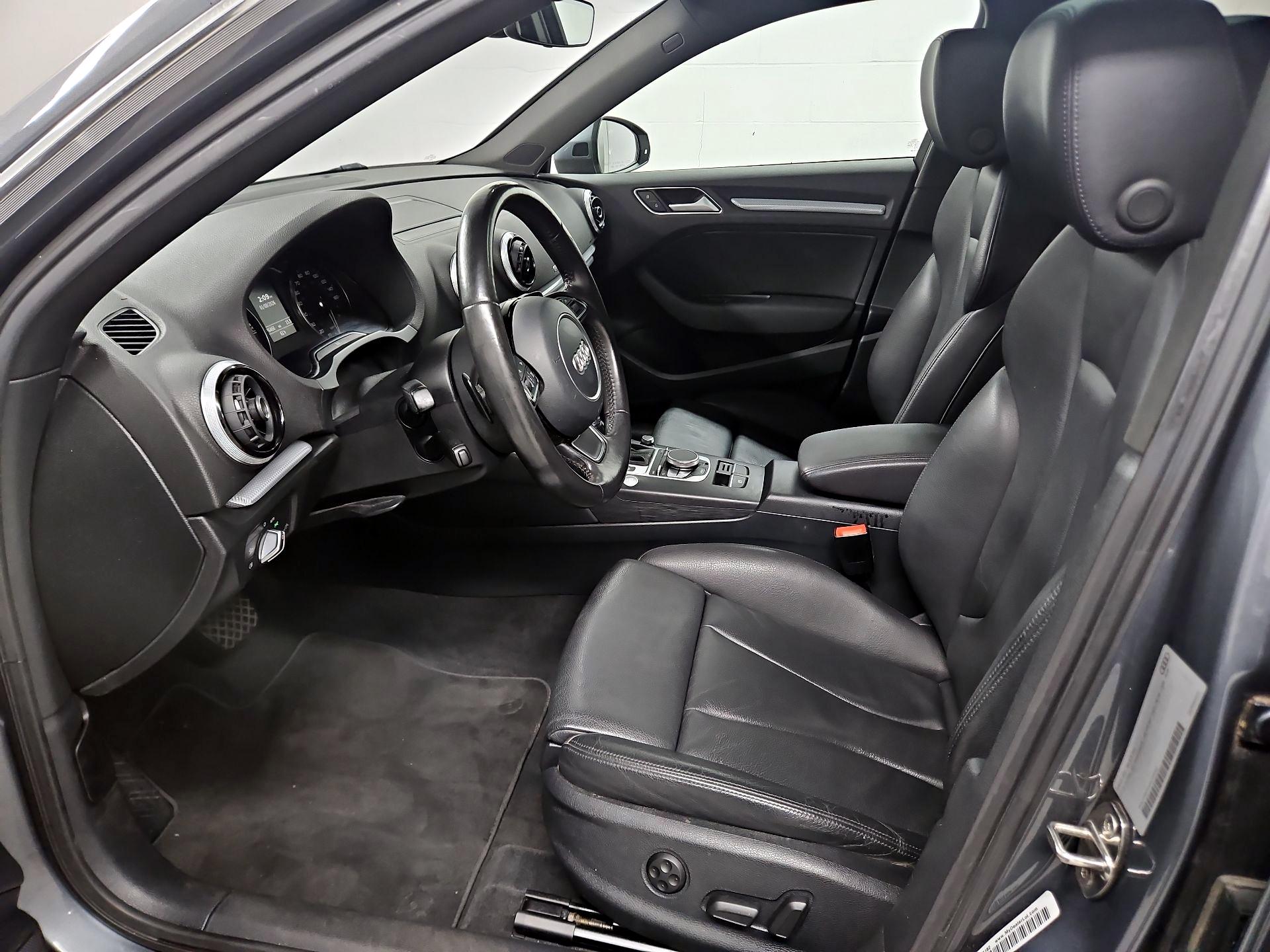 Thumbnail: 2016 Audi A3 - 11