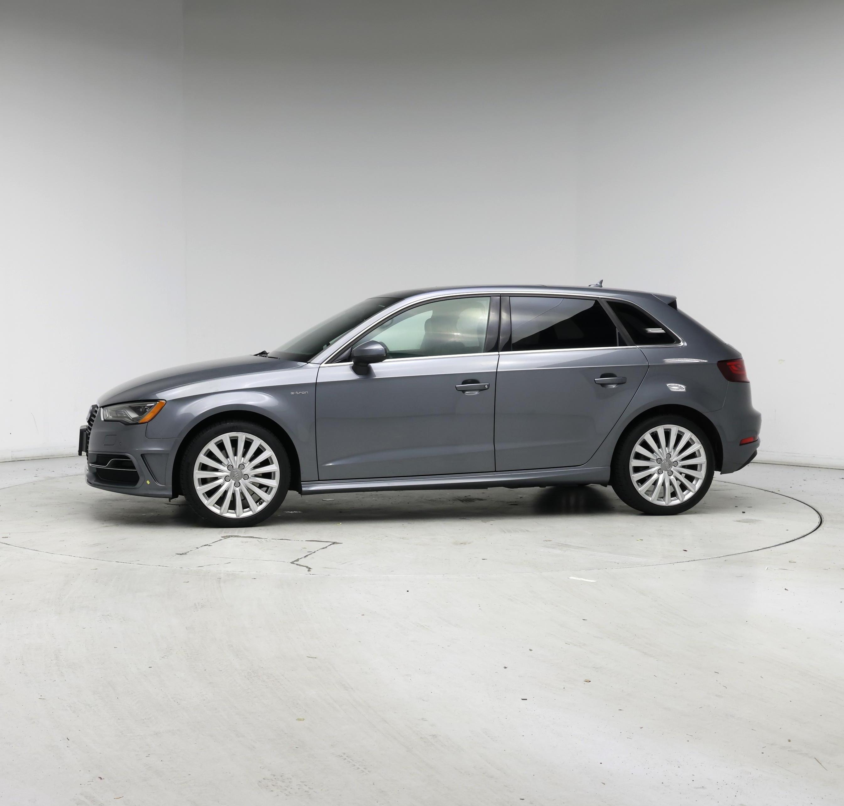 Thumbnail: 2016 Audi A3 - 3