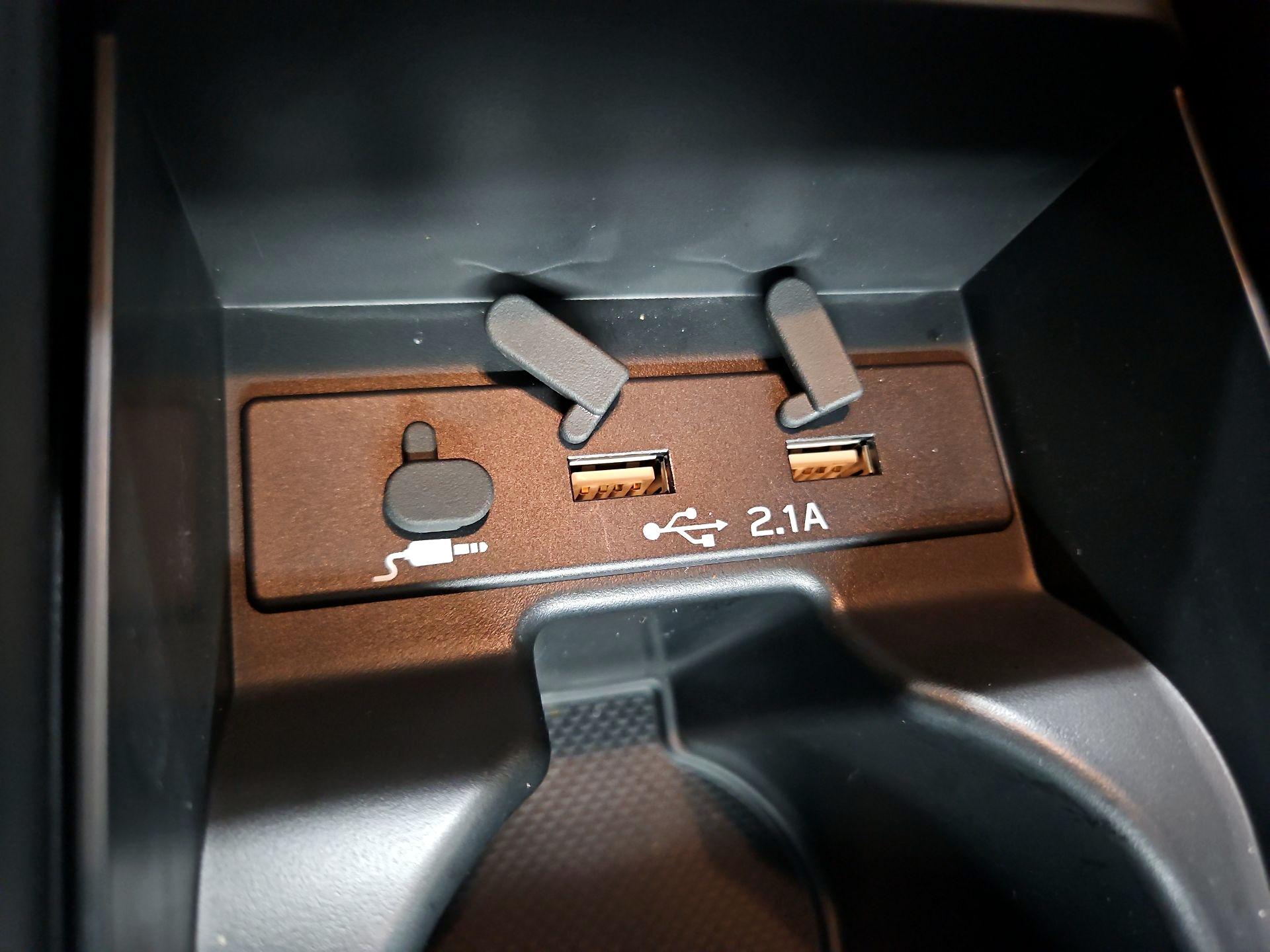 Thumbnail: 2023 Toyota GR86 - 18