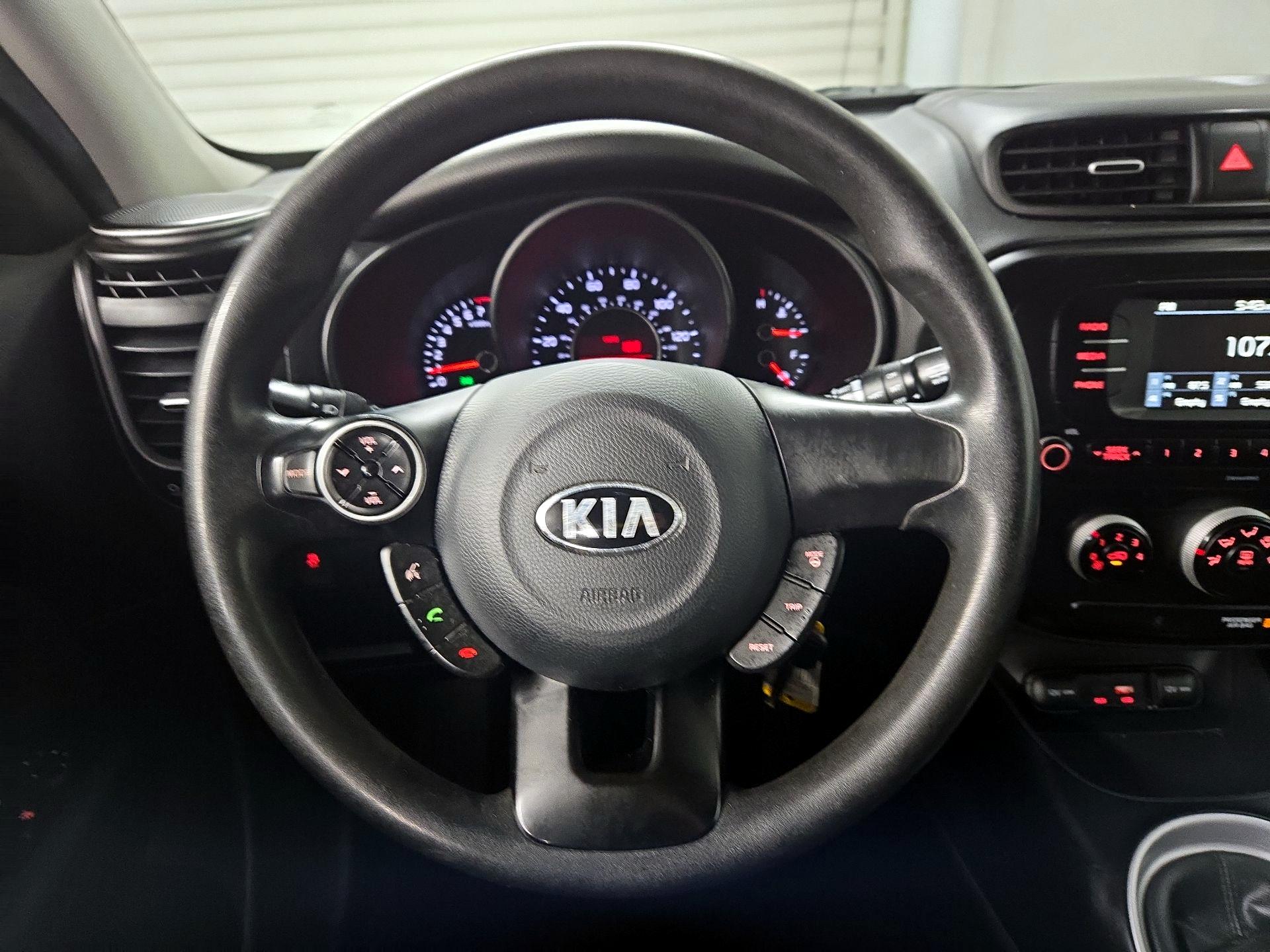 Thumbnail: 2017 Kia Soul - 10