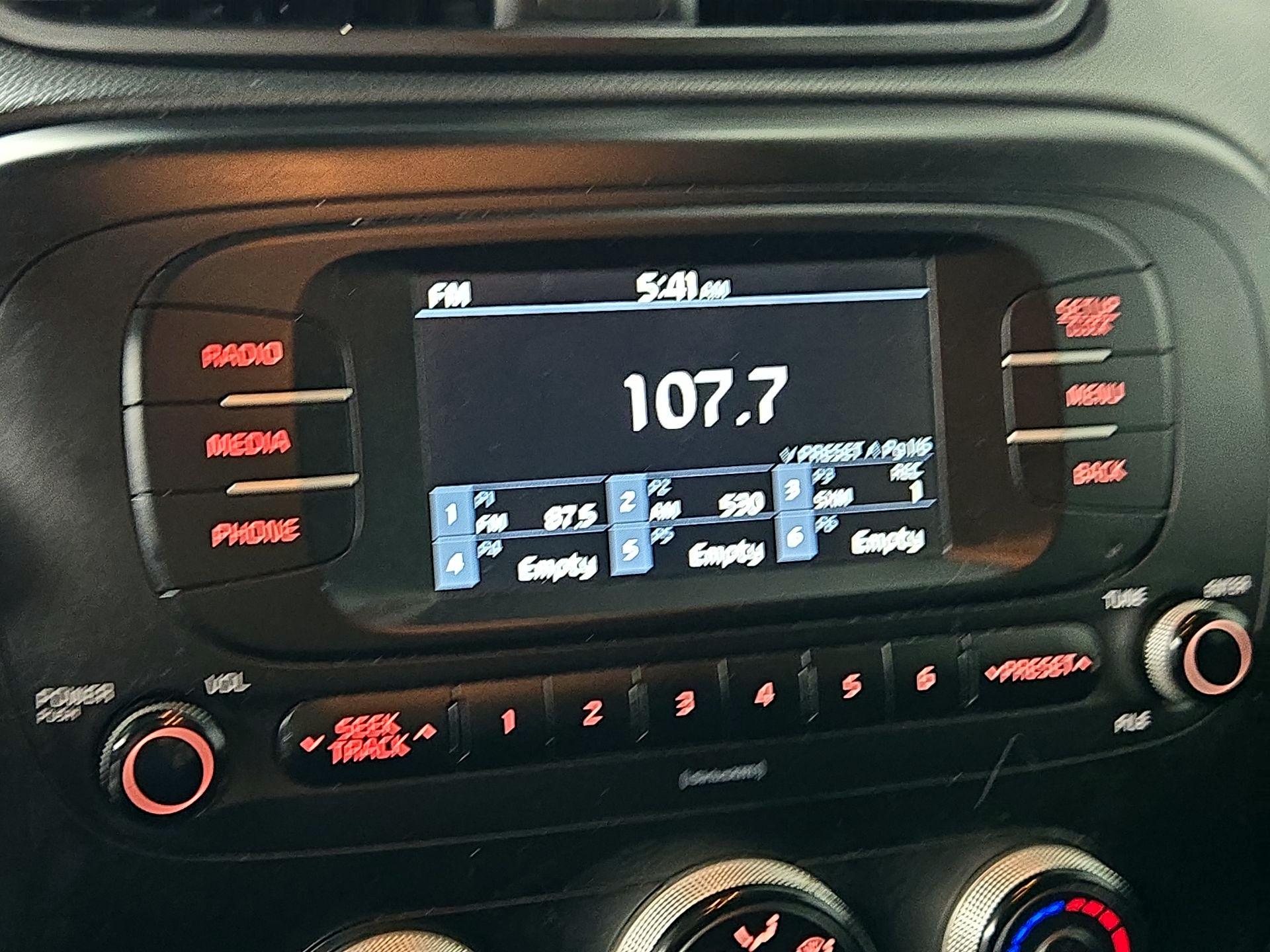 Thumbnail: 2017 Kia Soul - 14