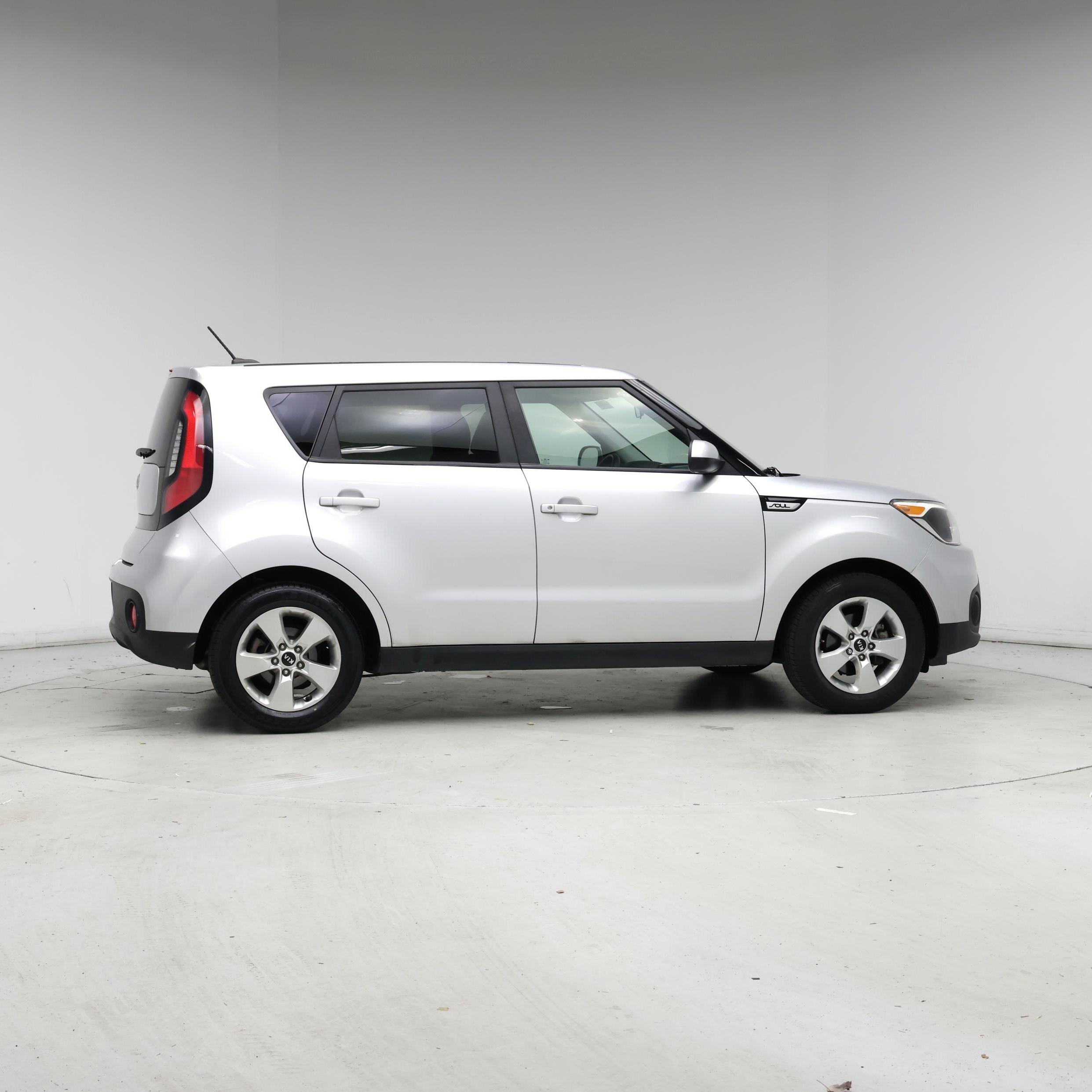 Thumbnail: 2017 Kia Soul - 7