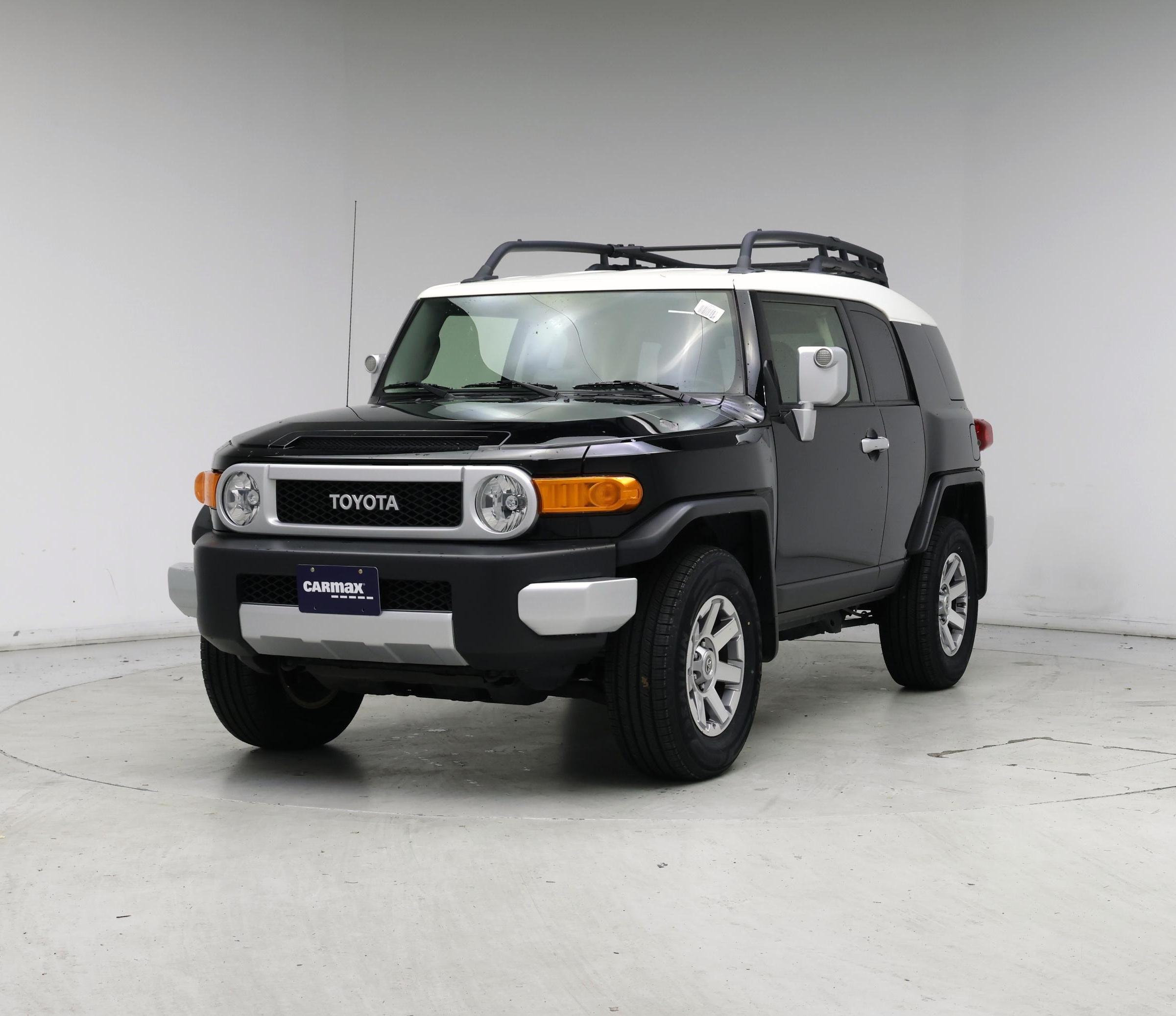Thumbnail: 2014 Toyota FJ Cruiser - 4