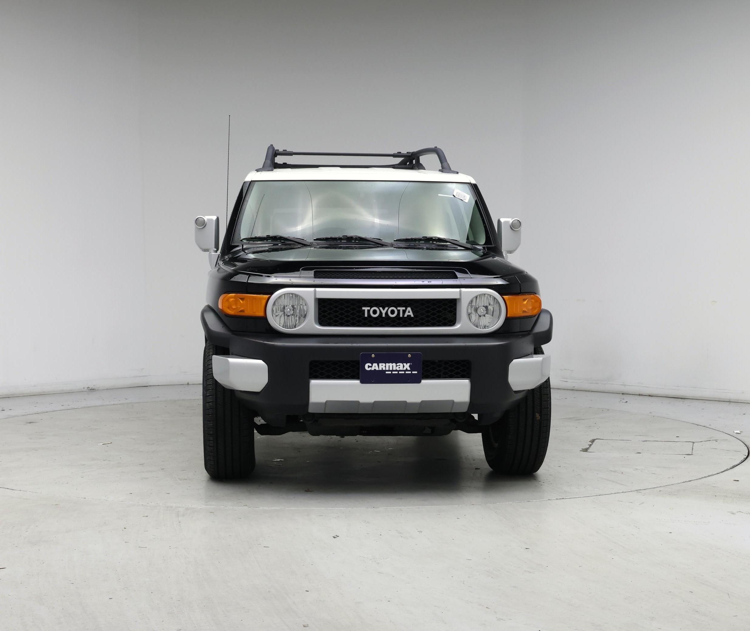 Thumbnail: 2014 Toyota FJ Cruiser - 5