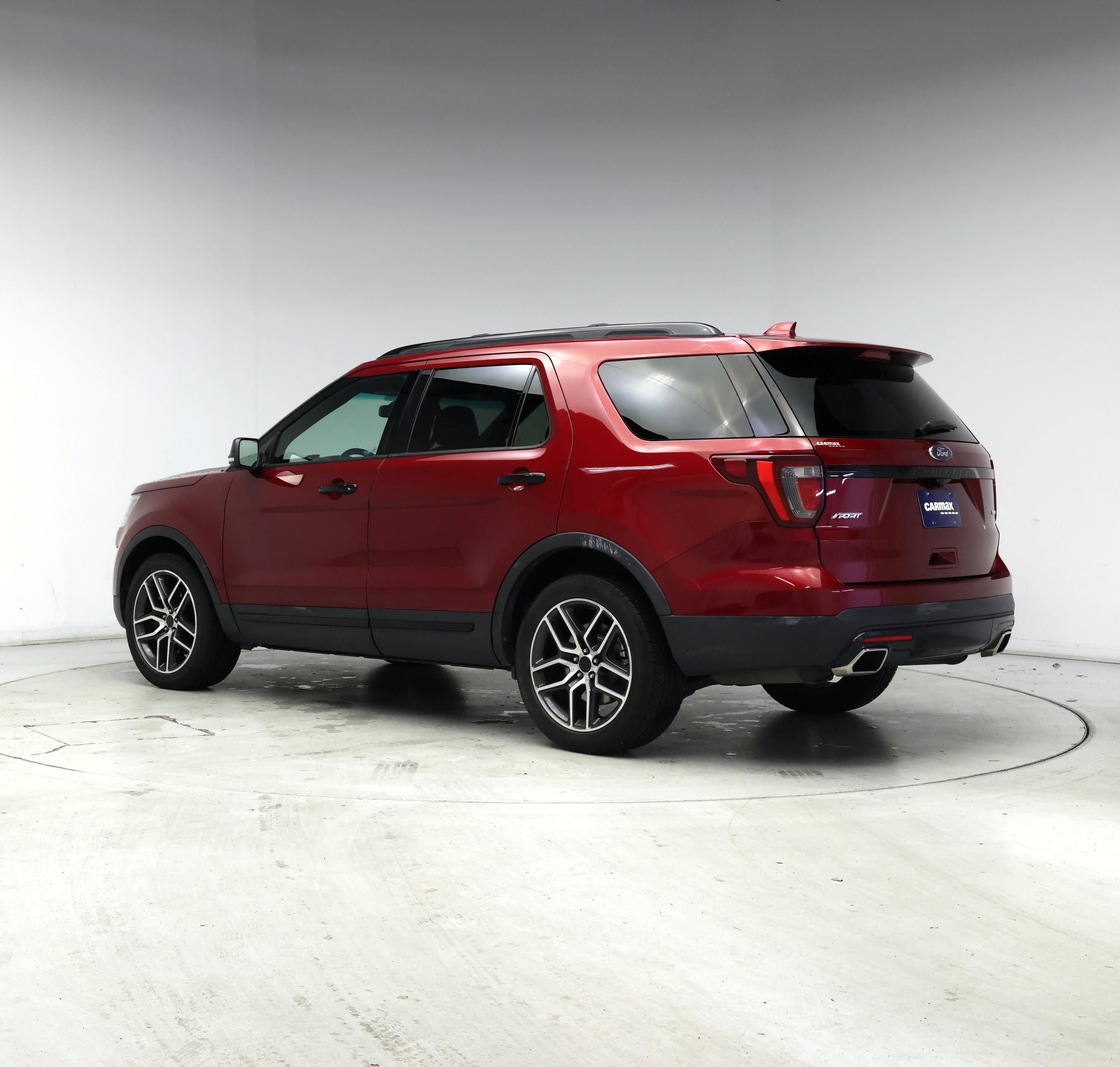 Thumbnail: 2016 Ford Explorer - 2