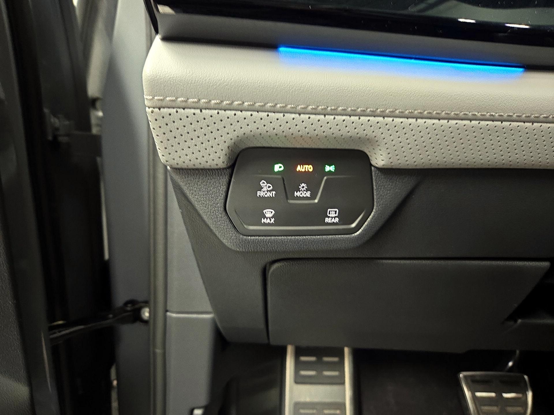 Thumbnail: 2024 Volkswagen Atlas - 13