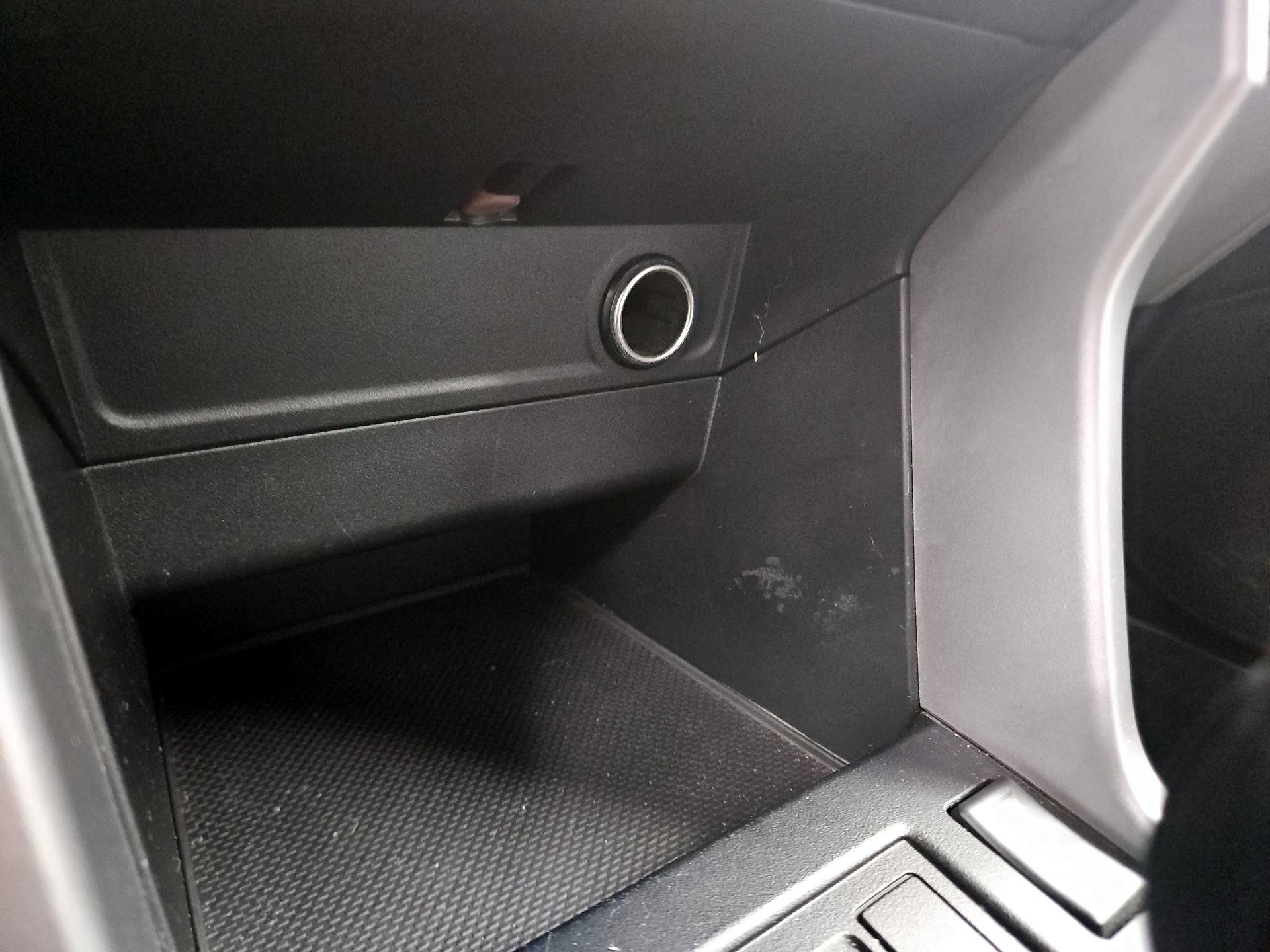 Thumbnail: 2014 Subaru Forester - 18