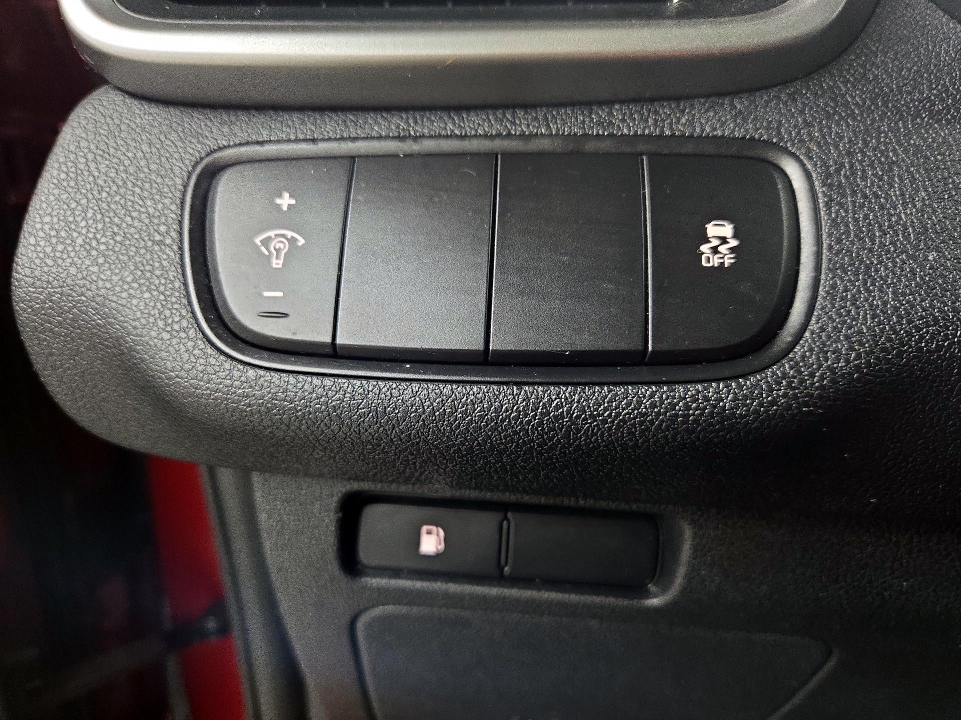 Thumbnail: 2018 Kia Sorento - 13