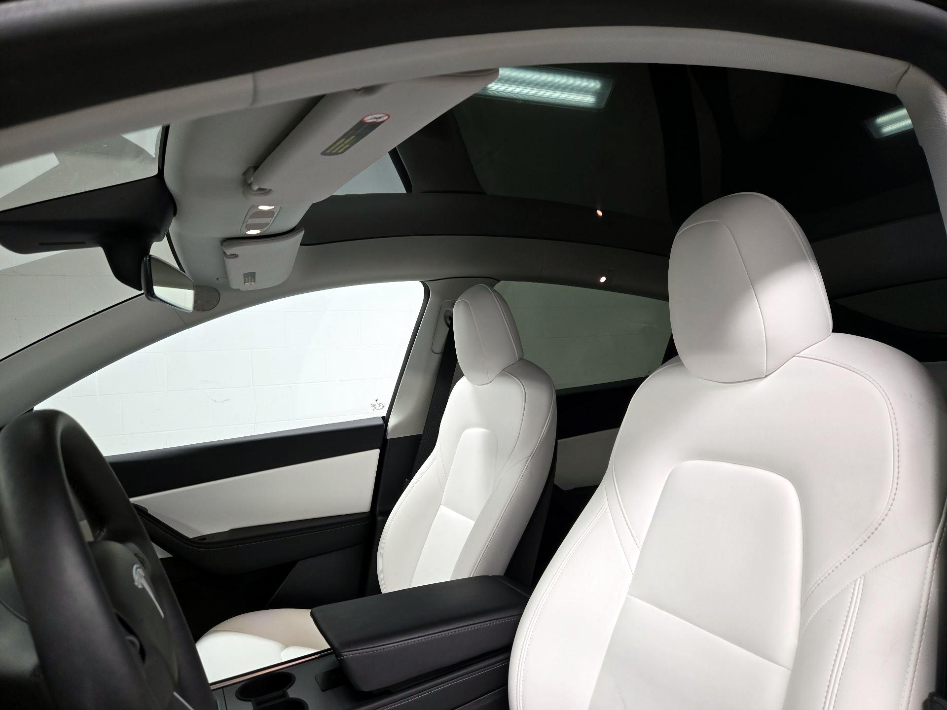 Thumbnail: 2022 Tesla Model Y - 19