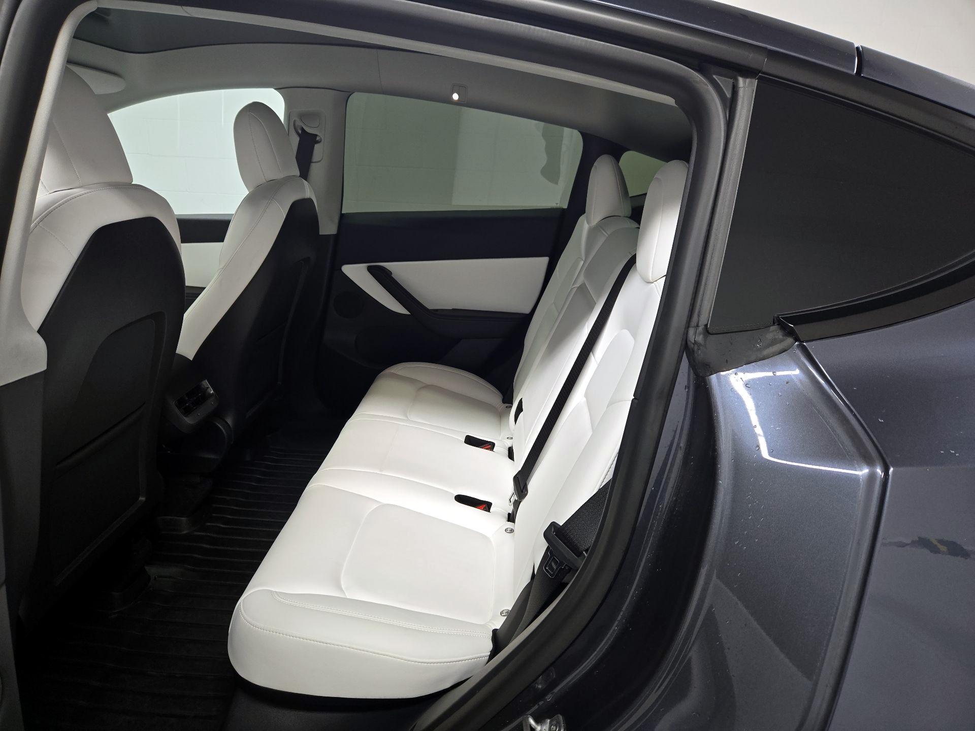 Thumbnail: 2022 Tesla Model Y - 20