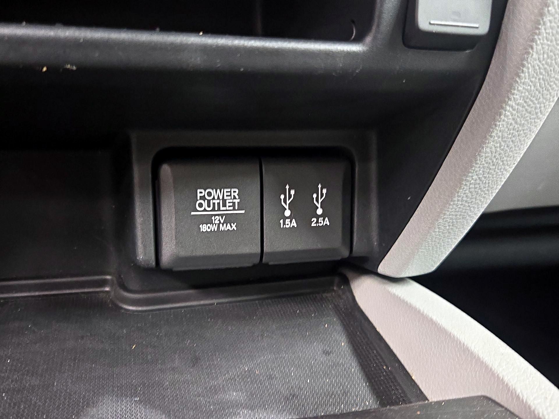 Thumbnail: 2016 Honda Pilot - 18