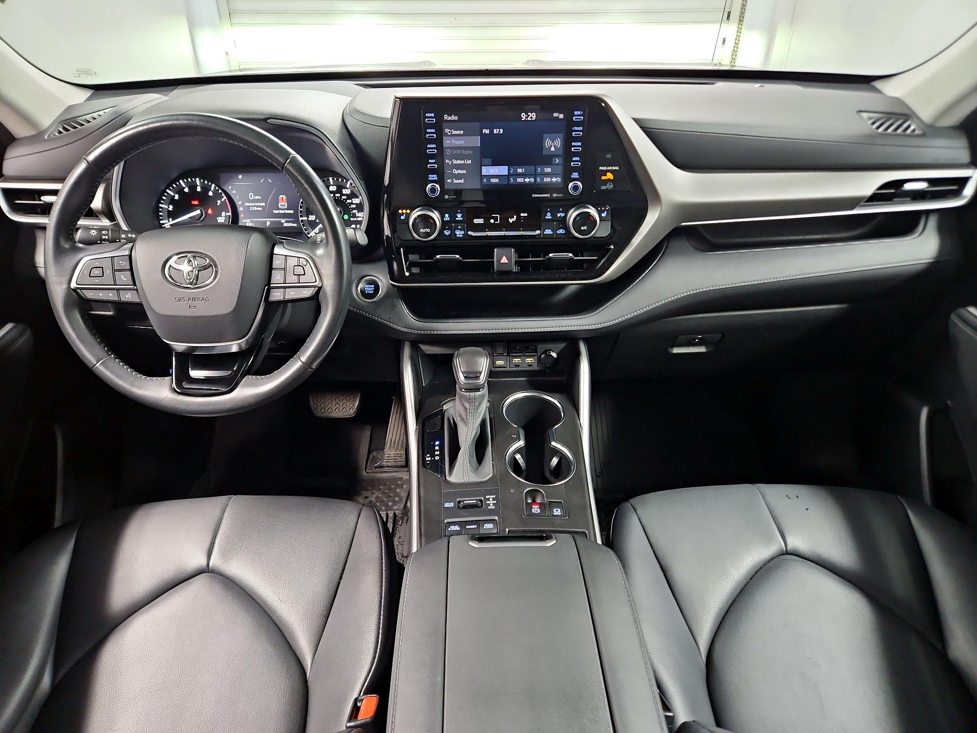 Thumbnail: 2020 Toyota Highlander - 9