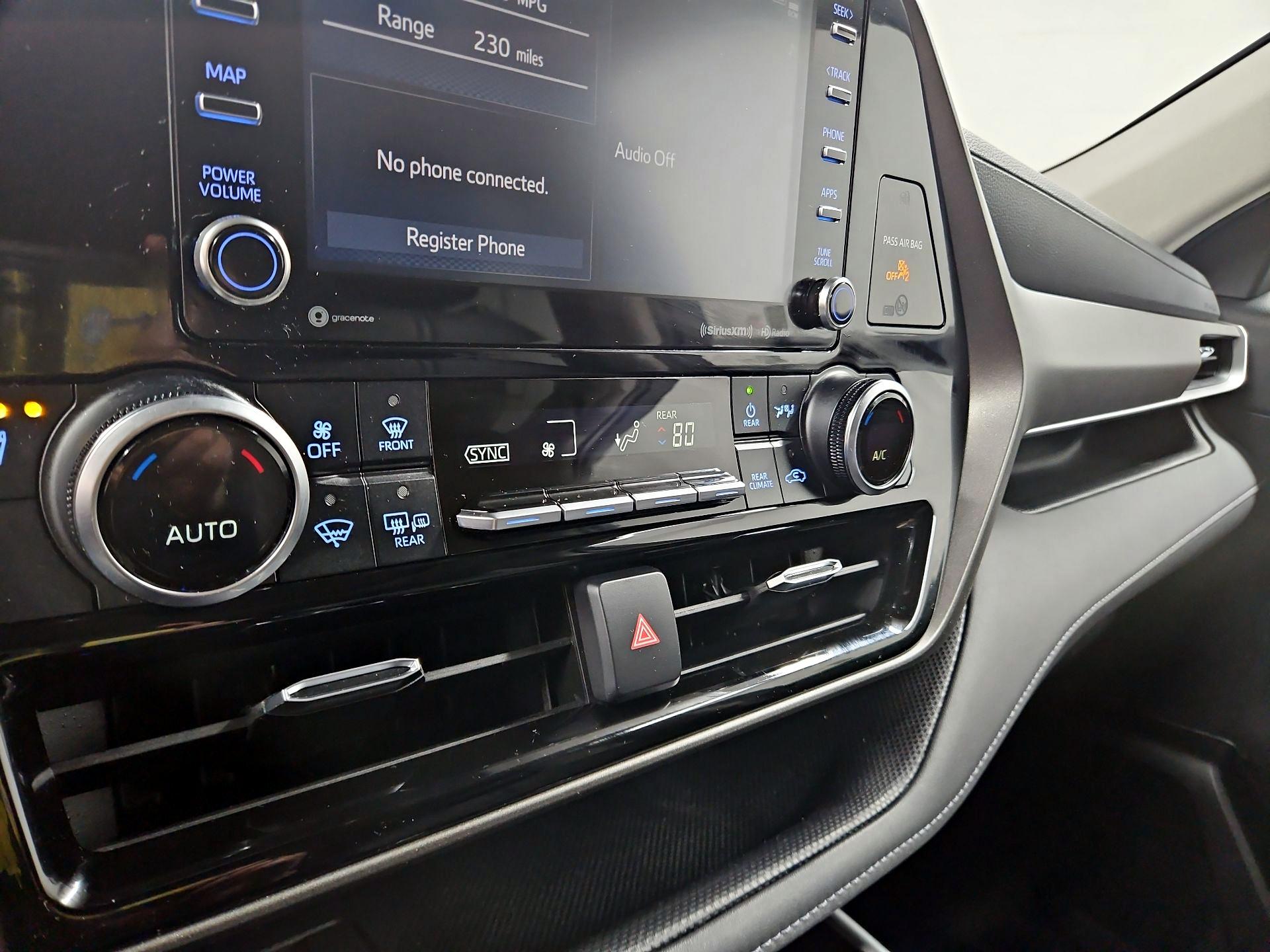 Thumbnail: 2020 Toyota Highlander - 16