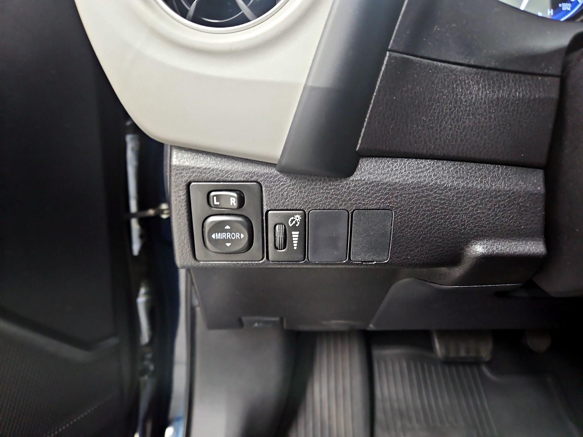 Thumbnail: 2019 Toyota Corolla - 13