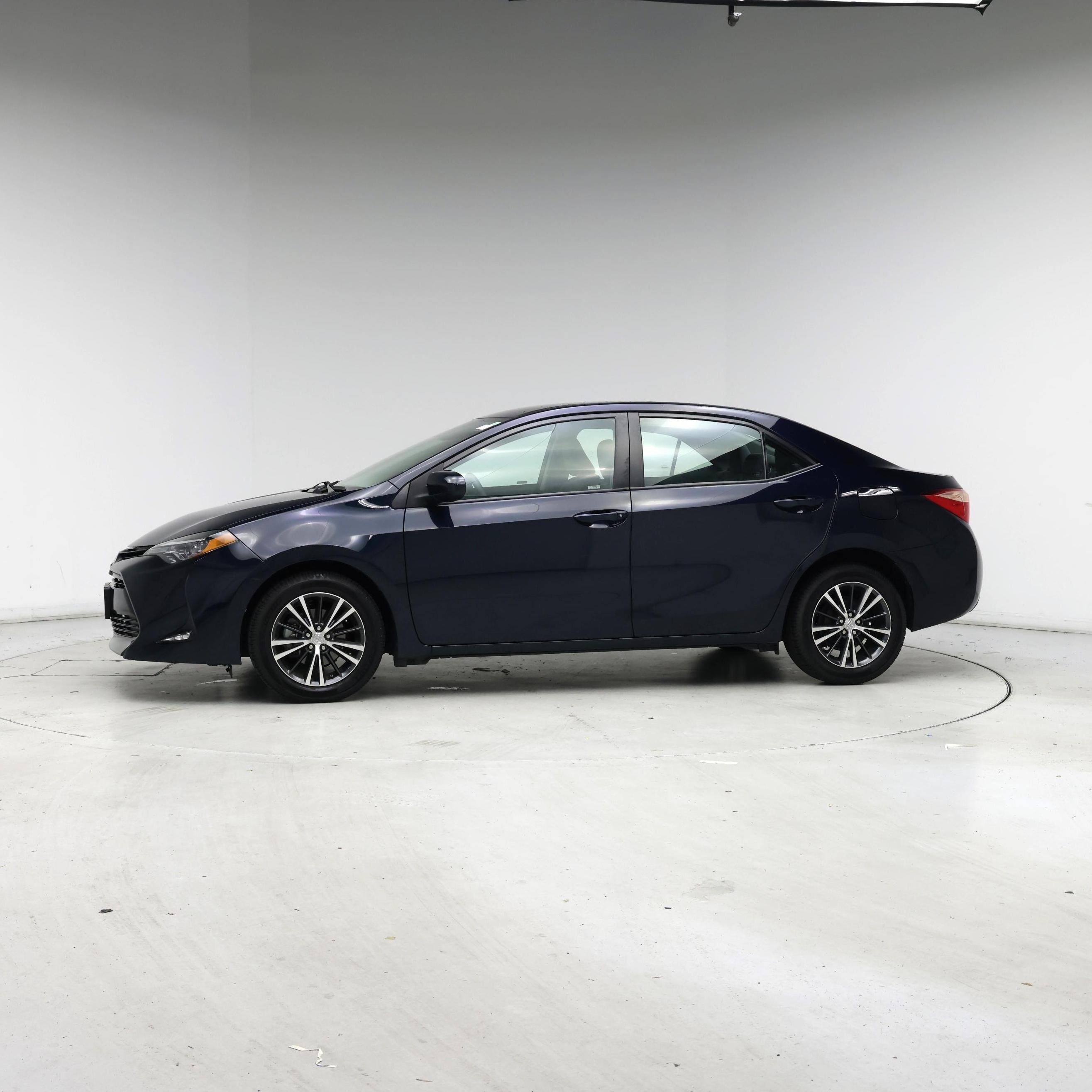 Thumbnail: 2019 Toyota Corolla - 3