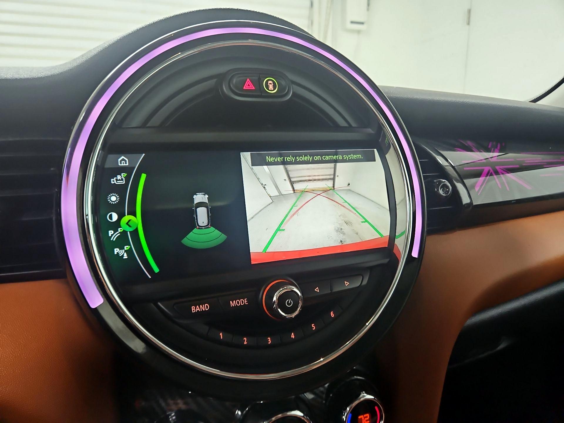 Thumbnail: 2020 MINI Cooper Hardtop - 15