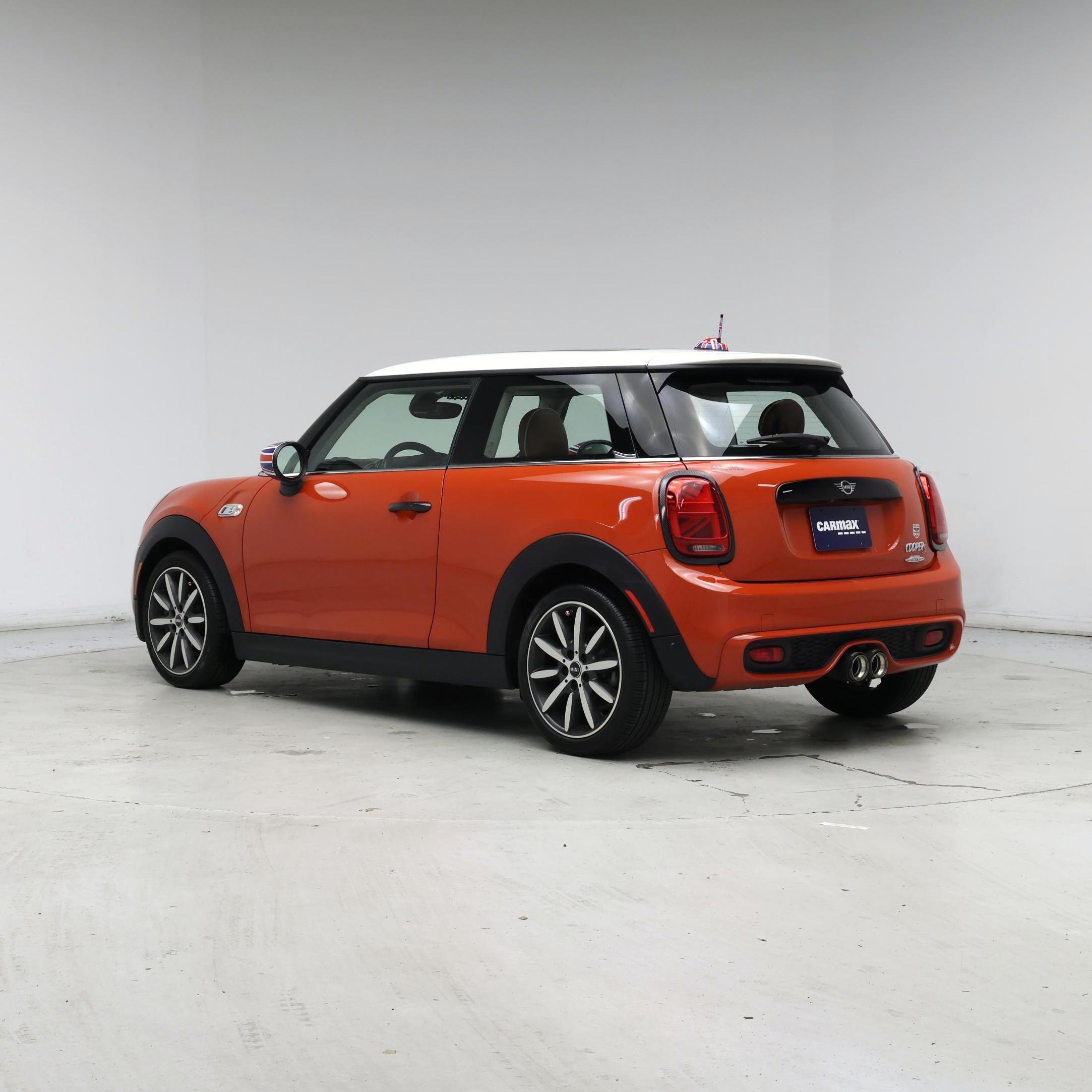 Thumbnail: 2020 MINI Cooper Hardtop - 2