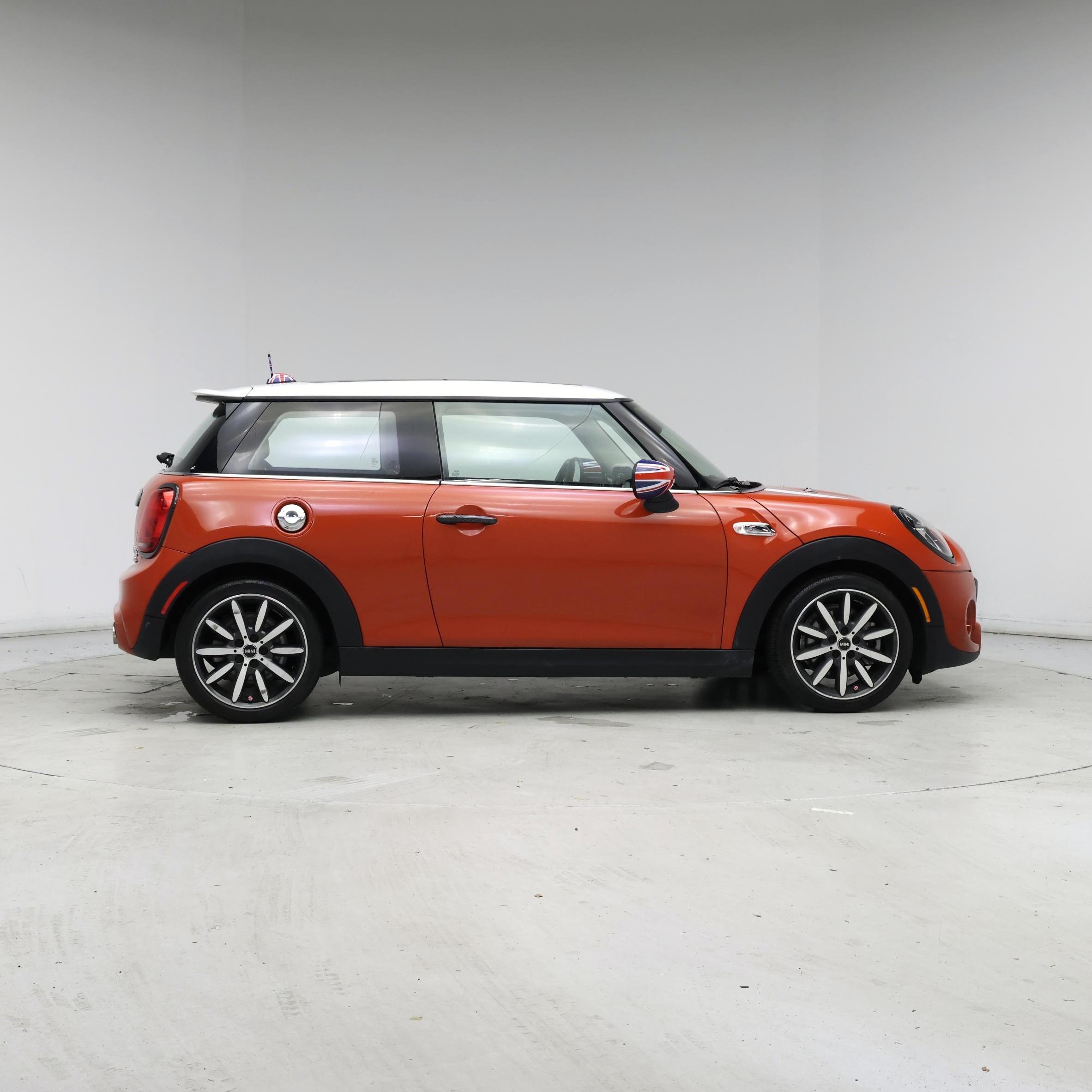Thumbnail: 2020 MINI Cooper Hardtop - 7