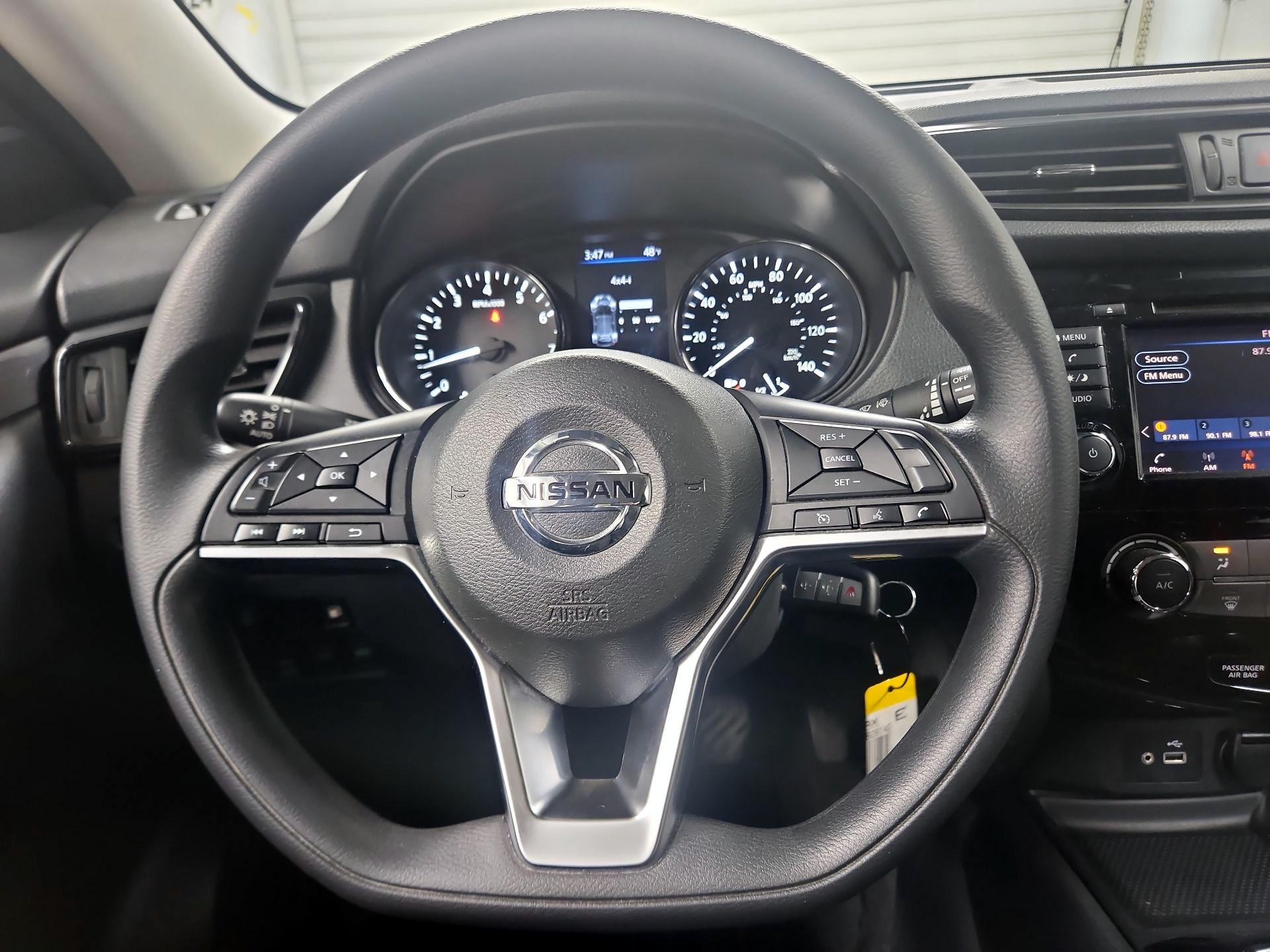 Thumbnail: 2019 Nissan Rogue - 10