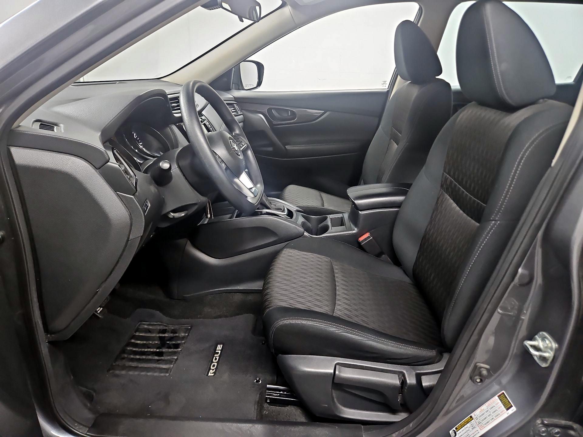 Thumbnail: 2019 Nissan Rogue - 11