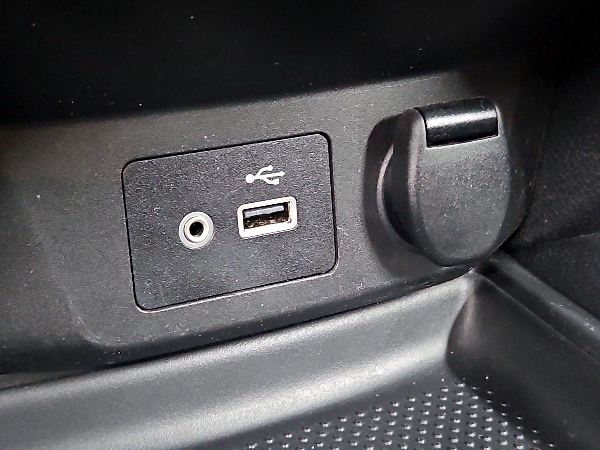 Thumbnail: 2019 Nissan Rogue - 18