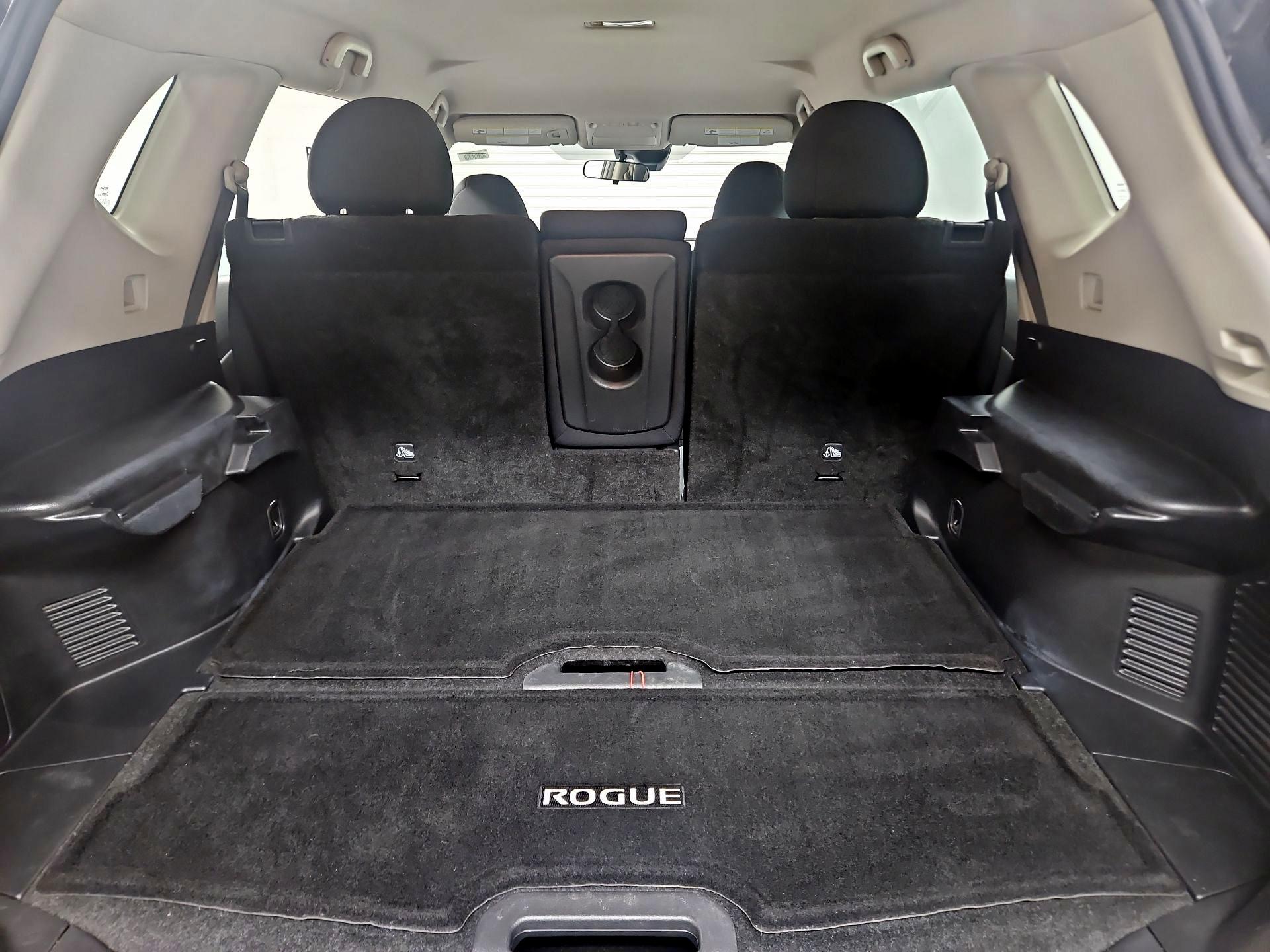 Thumbnail: 2019 Nissan Rogue - 20