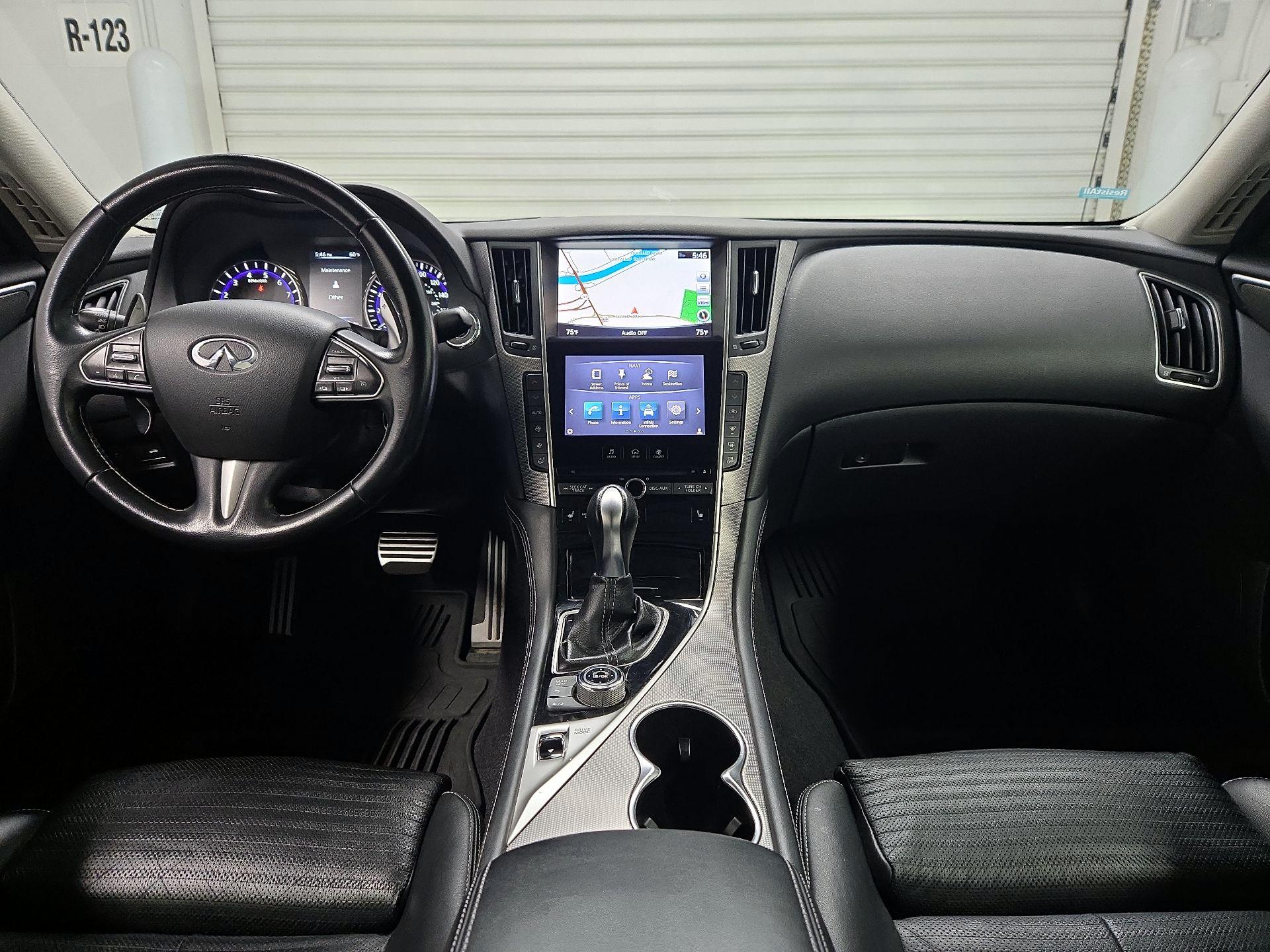 Thumbnail: 2015 INFINITI Q50 - 9