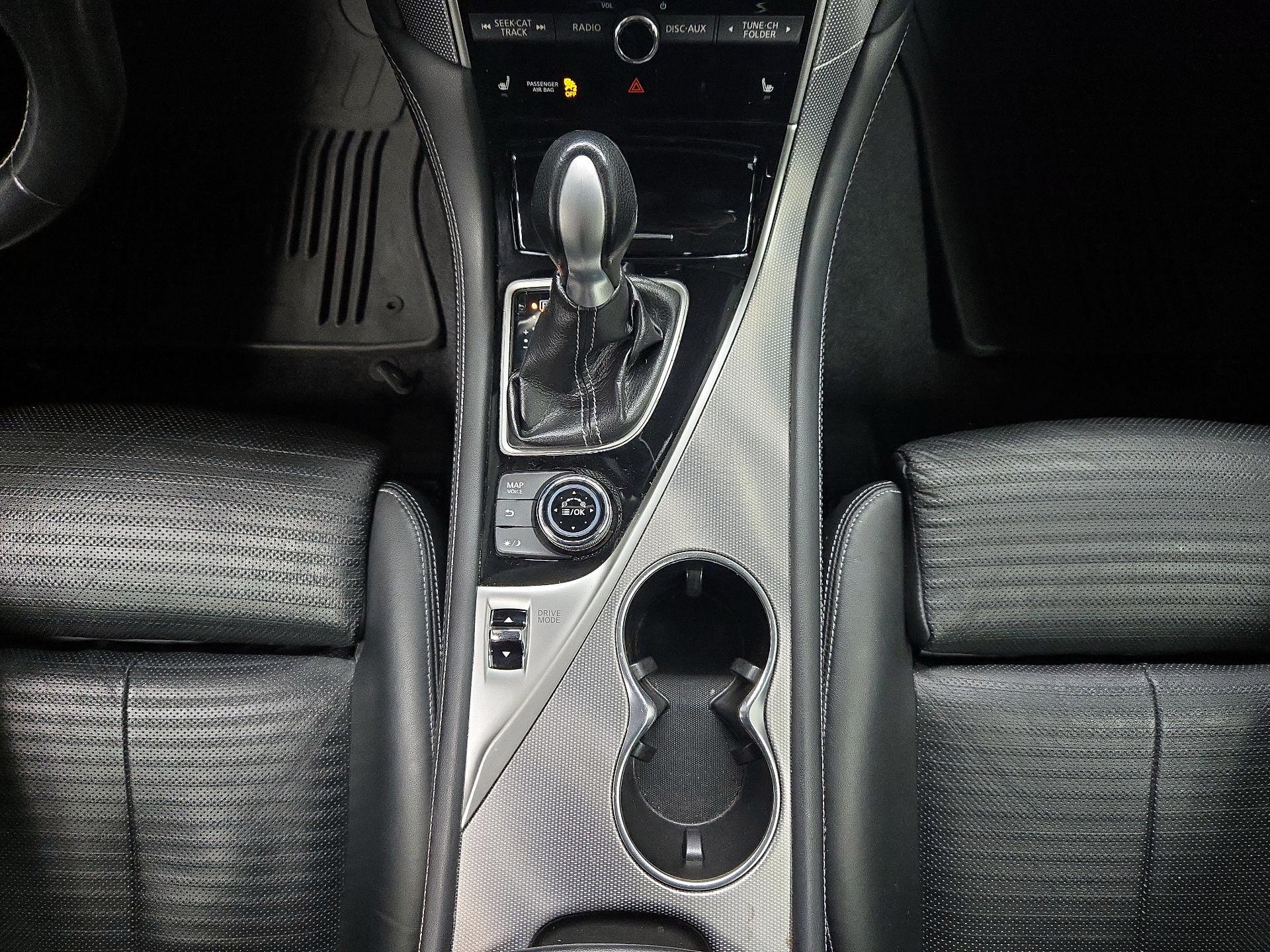 Thumbnail: 2015 INFINITI Q50 - 18